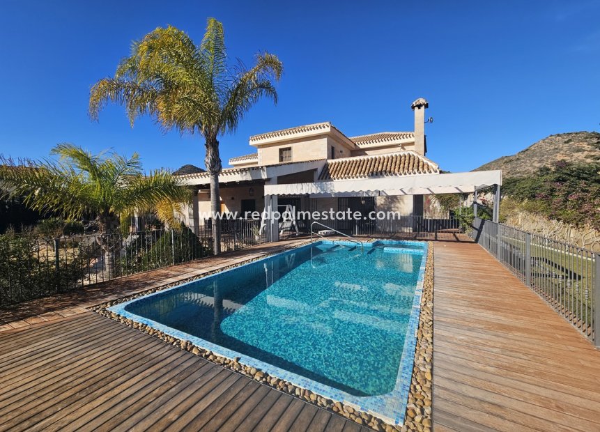 Resale - Villa -
La Manga - La Manga Club