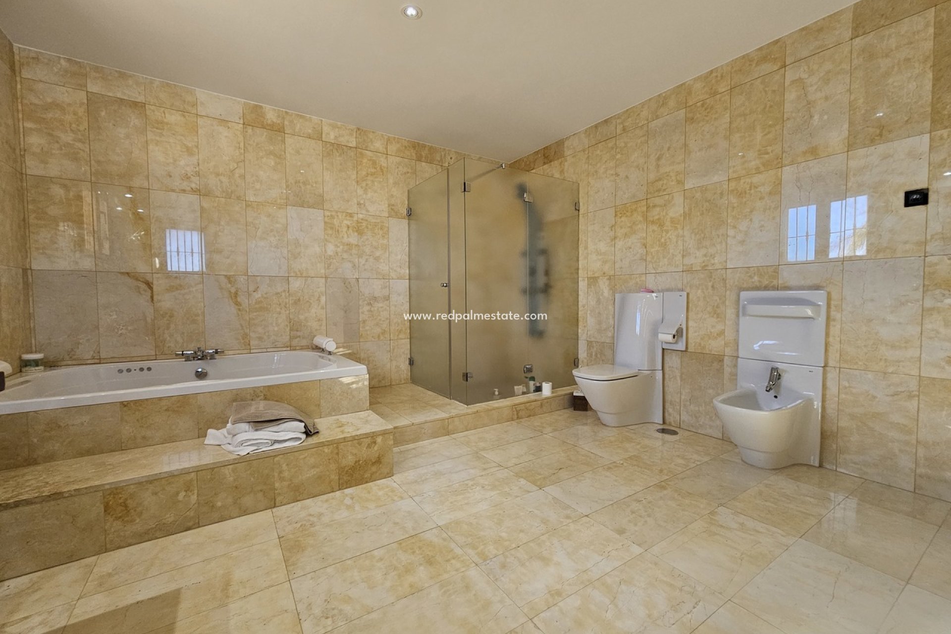 Resale - Villa -
La Manga - La Manga Club