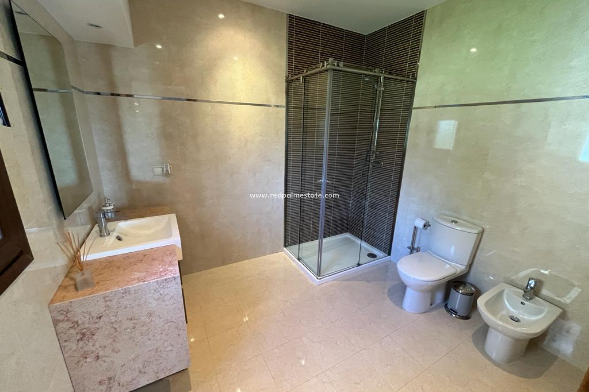 Resale - Villa -
La Manga - La Manga Club