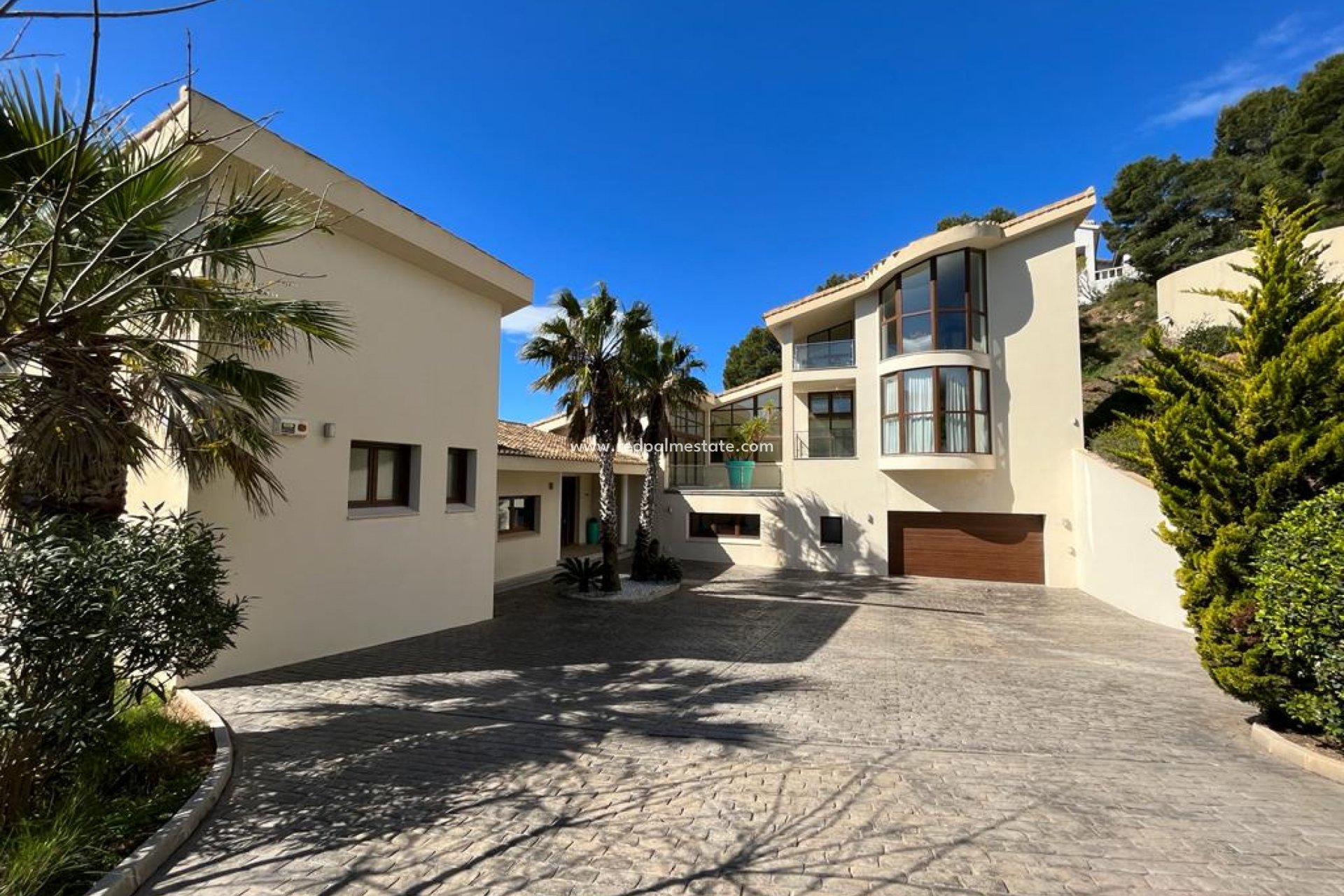 Resale - Villa -
La Manga - La Manga Club