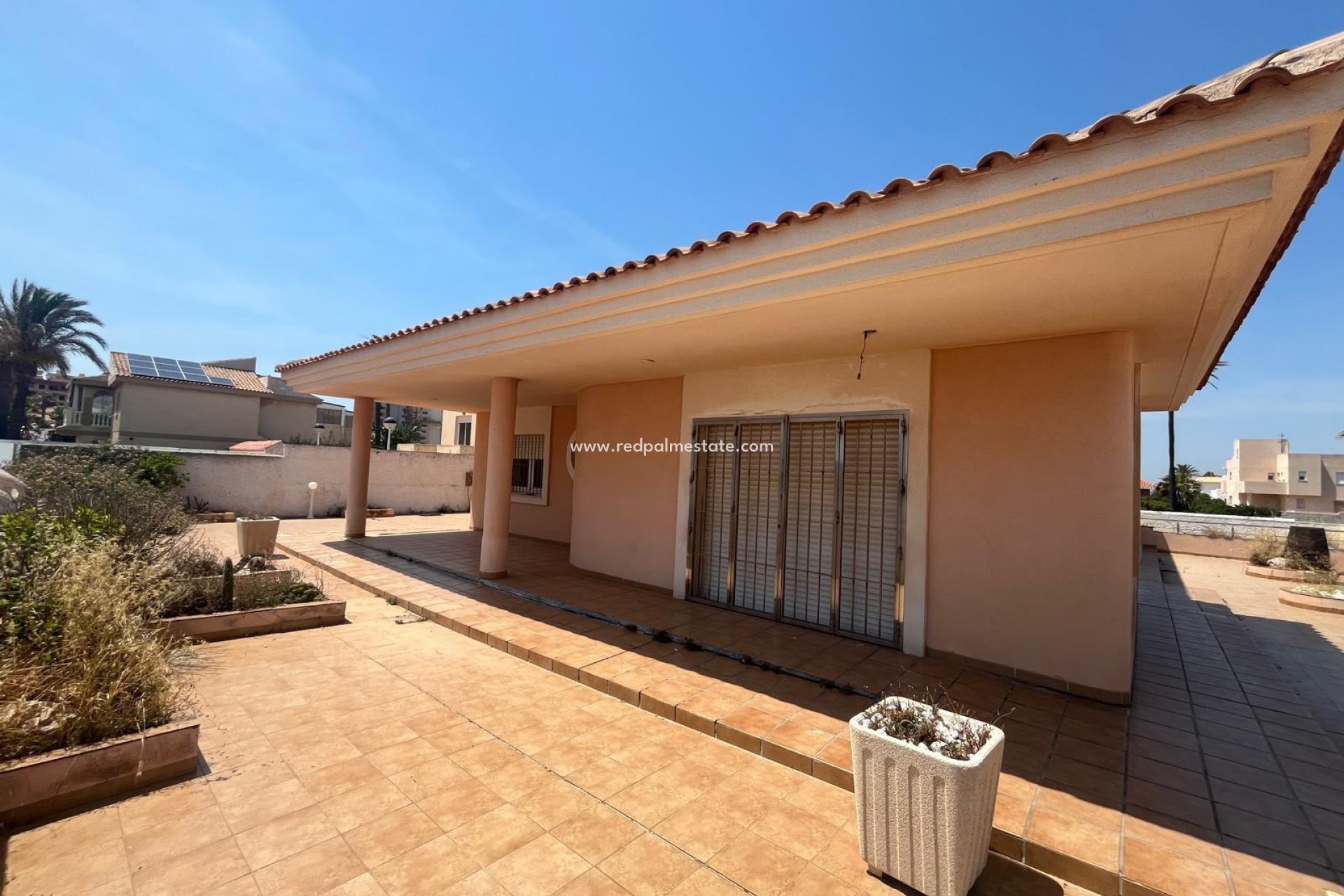 Resale - Villa -
La Manga - Playa Del Galán