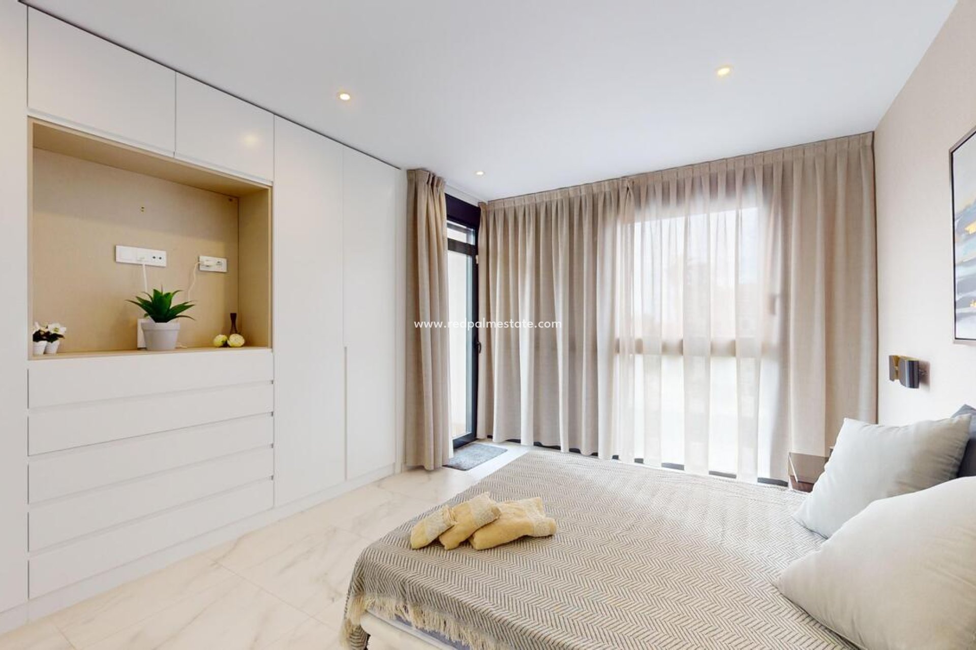 Resale - Villa -
La Manga - Playa Honda