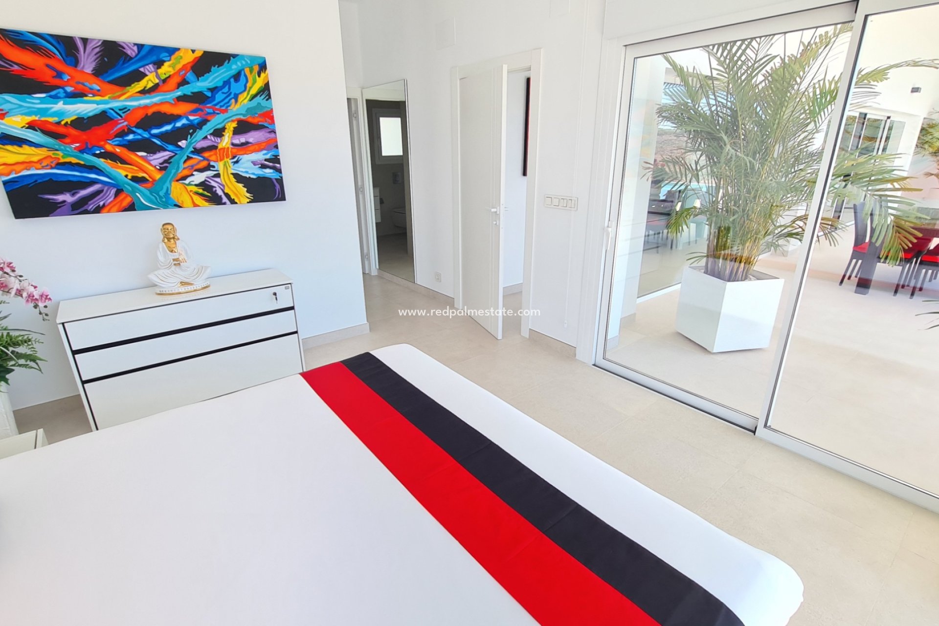 Resale - Villa -
La Marina - La Marina / El Pinet