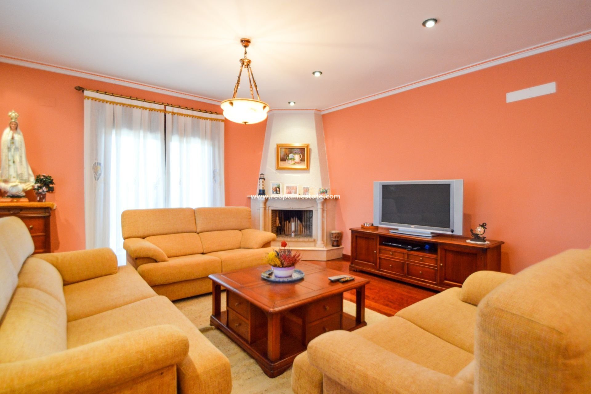Resale - Villa -
La Murada