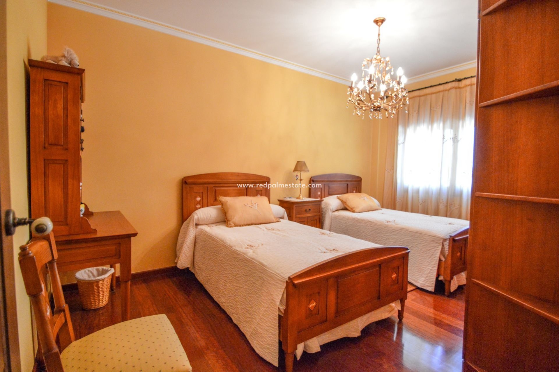 Resale - Villa -
La Murada