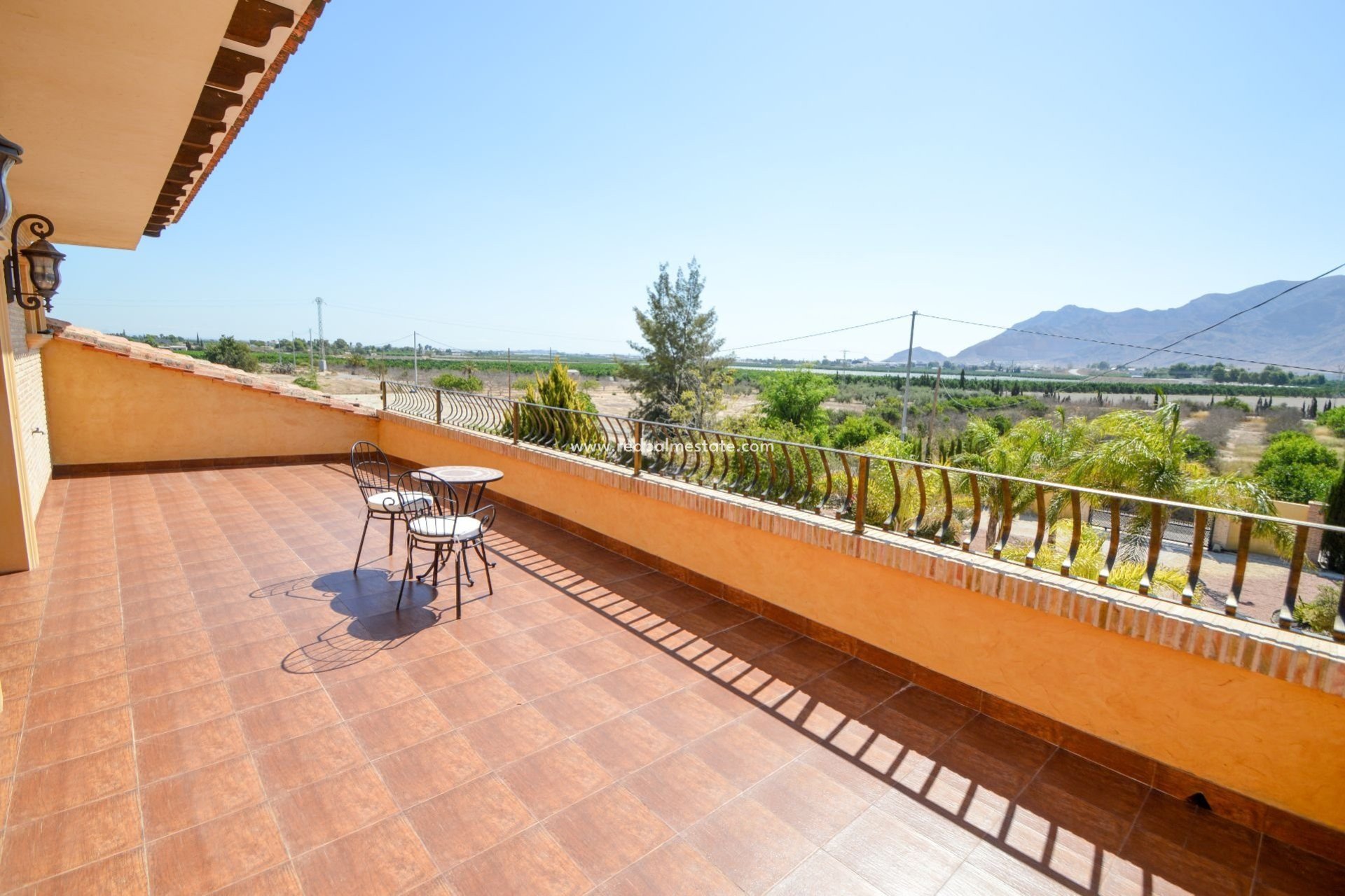 Resale - Villa -
La Murada