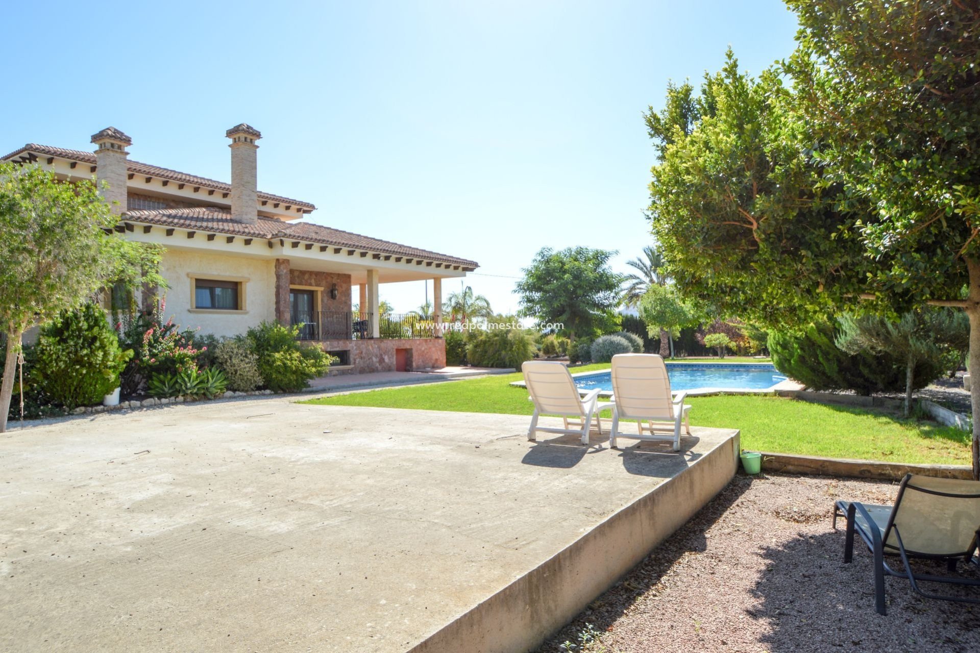 Resale - Villa -
La Murada