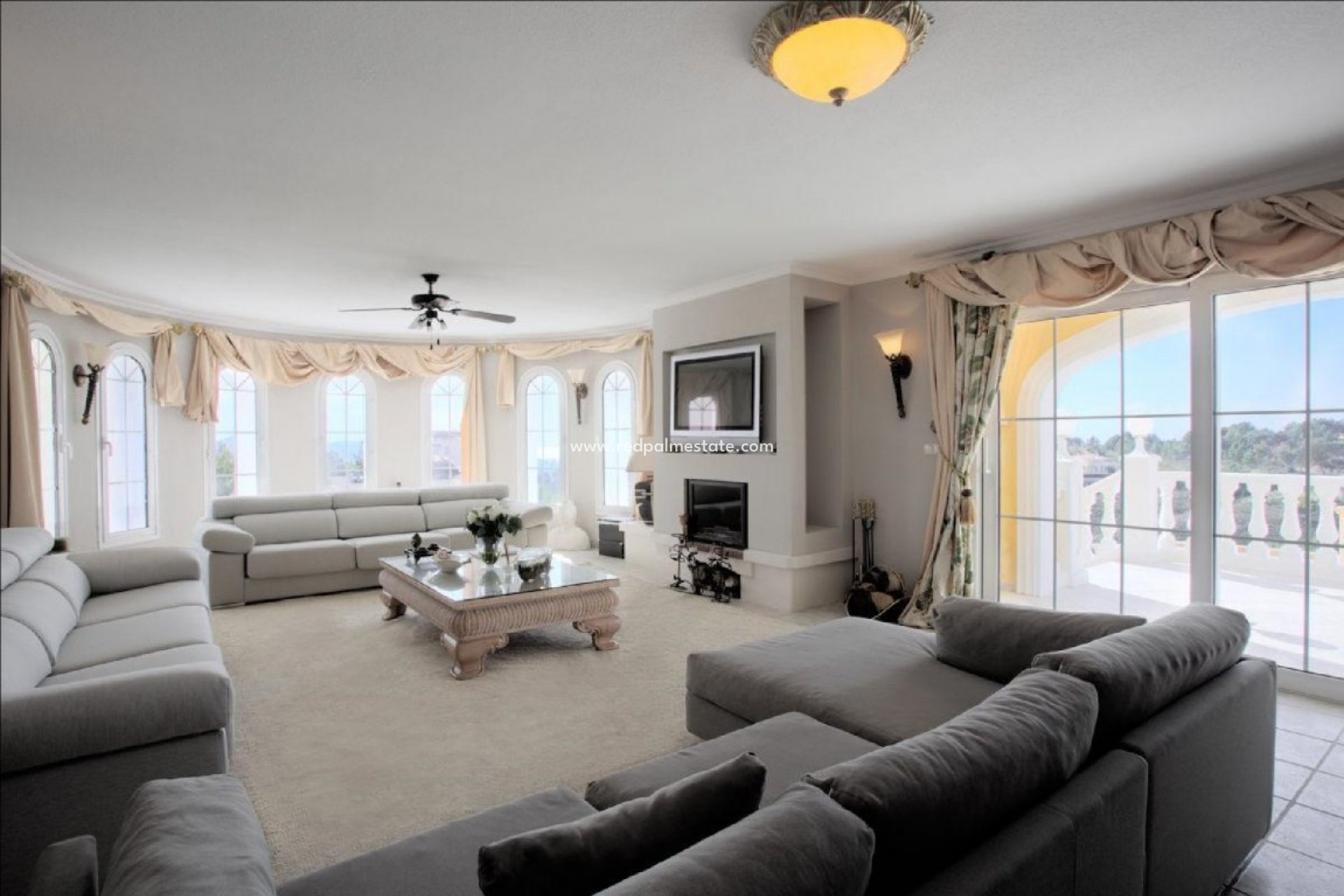 Resale - Villa -
La Nucía - Costa Blanca