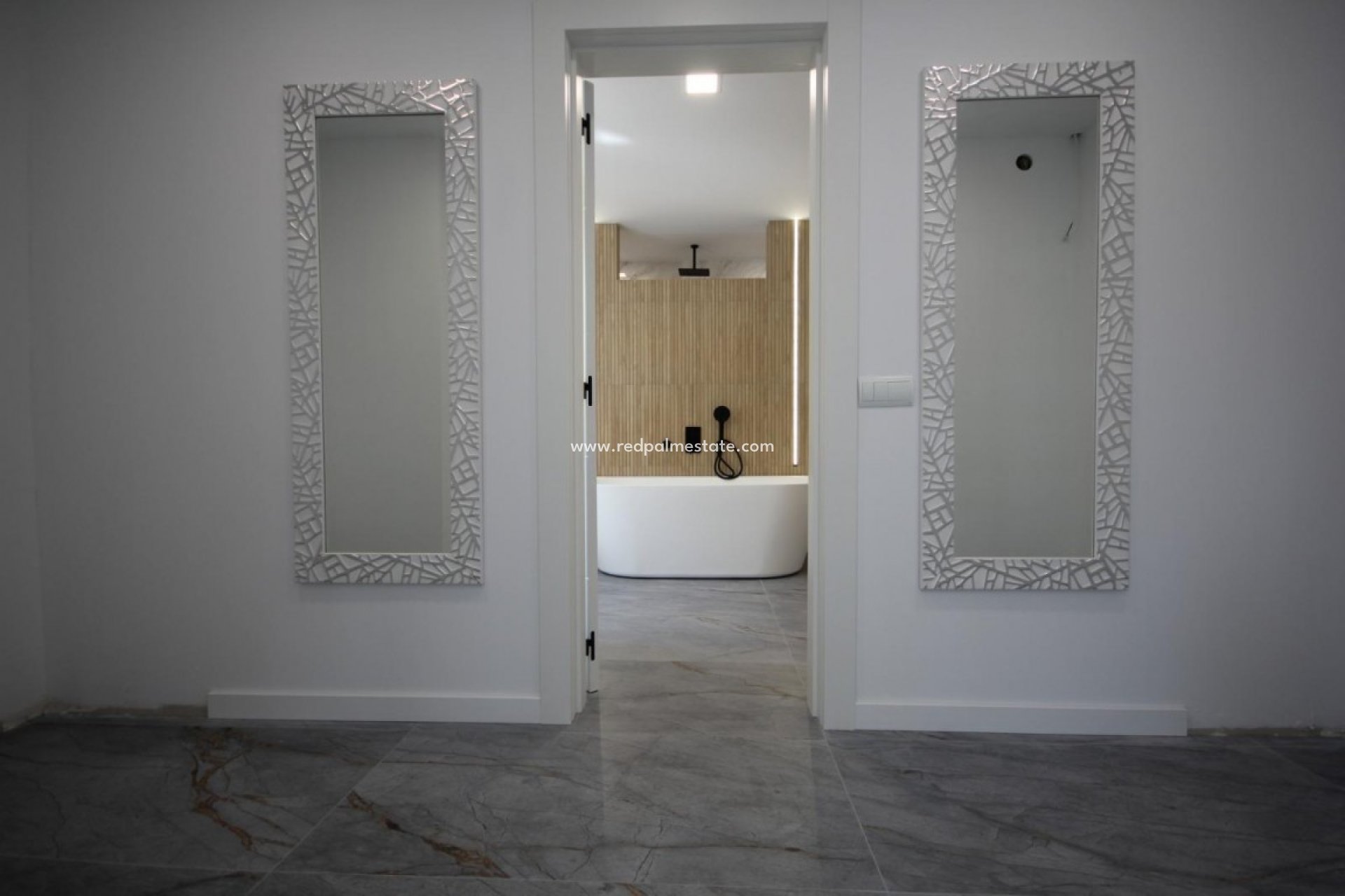 Resale - Villa -
La Nucía - Costa Blanca