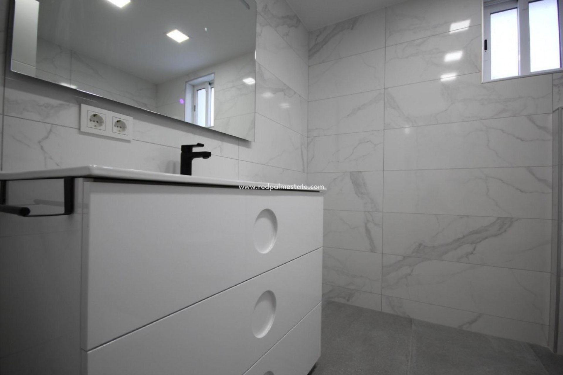 Resale - Villa -
La Nucía - Costa Blanca