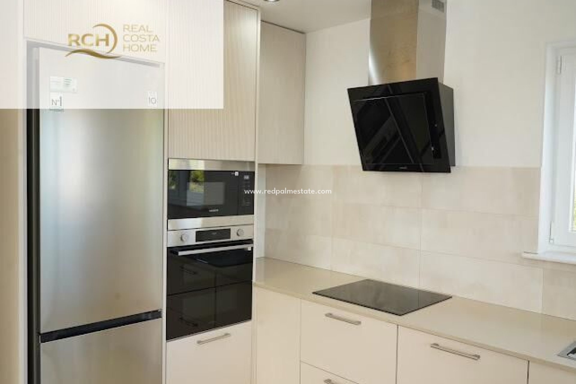 Resale - Villa -
La Nucía - Montebello - Nou Espai