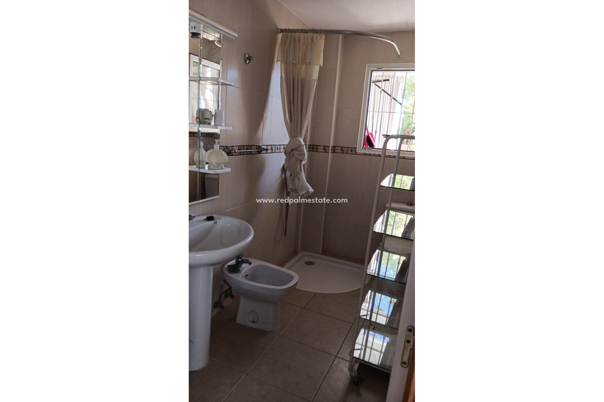 Resale - Villa -
La Nucía