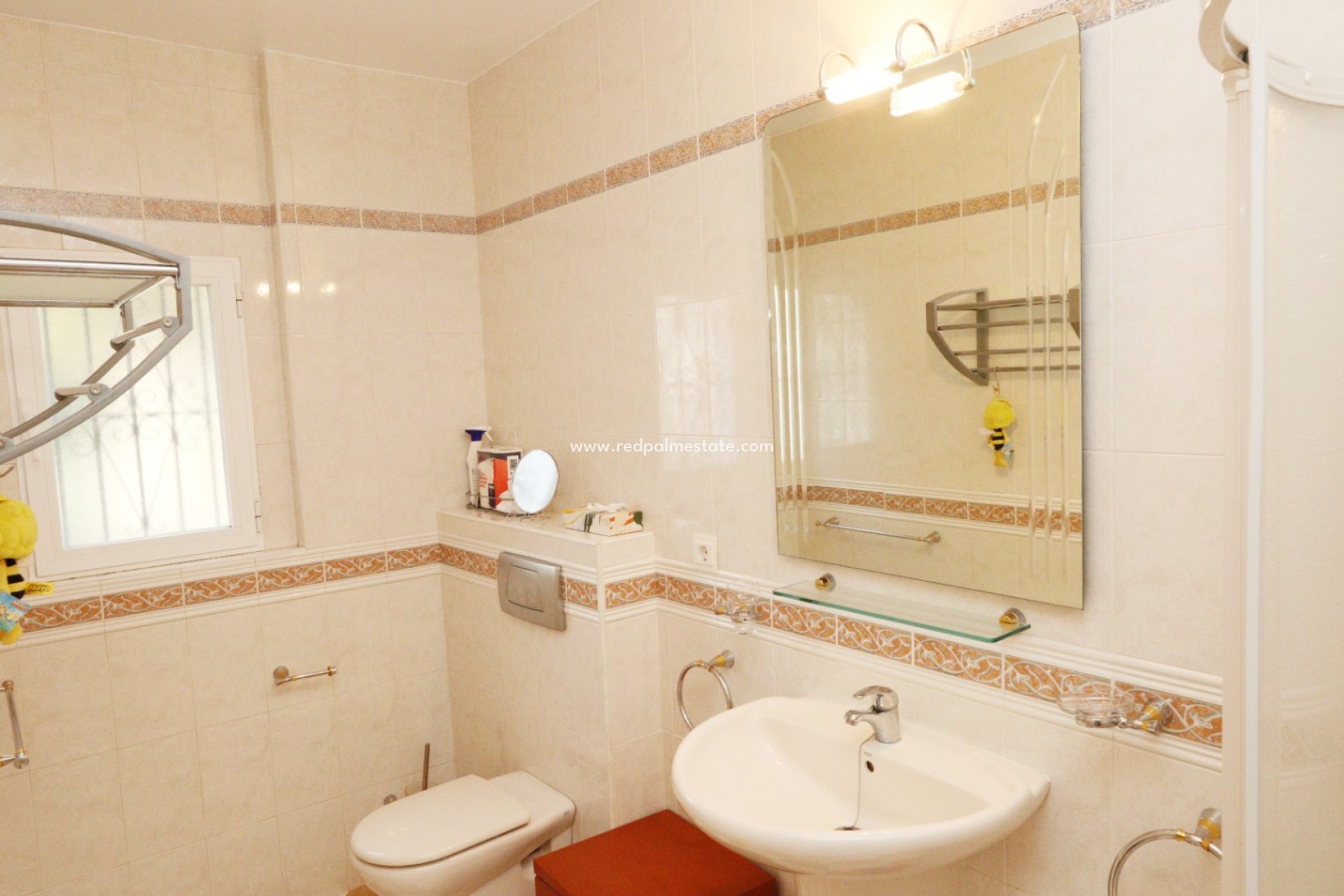 Resale - Villa -
La Nucía