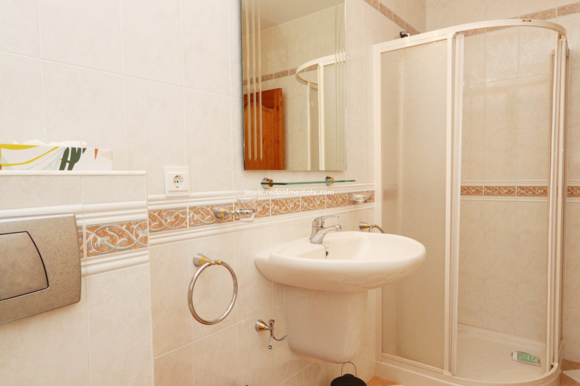 Resale - Villa -
La Nucía