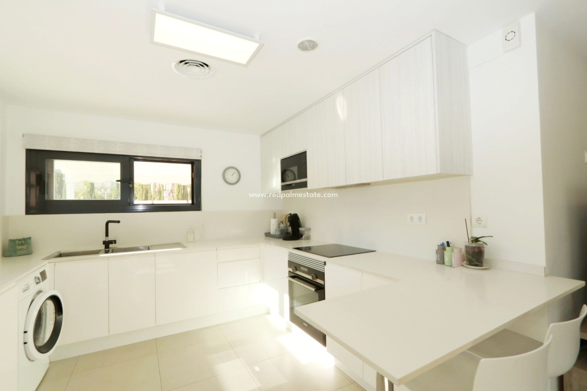 Resale - Villa -
La Nucía