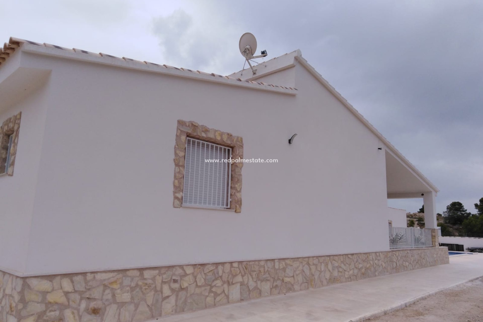 Resale - Villa -
La Romana - Inland