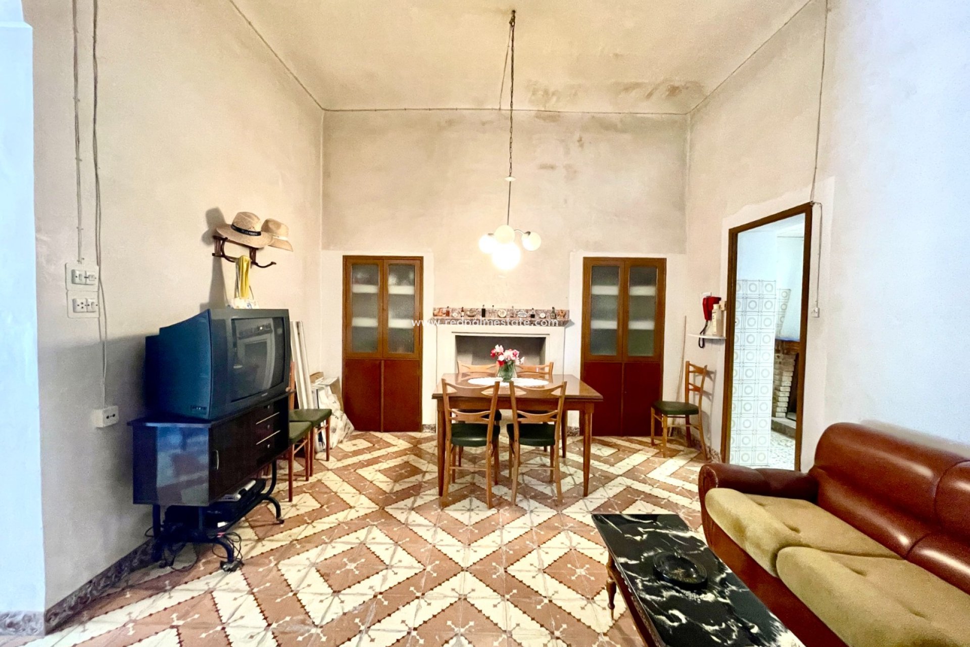 Resale - Villa -
La Romana - Inland