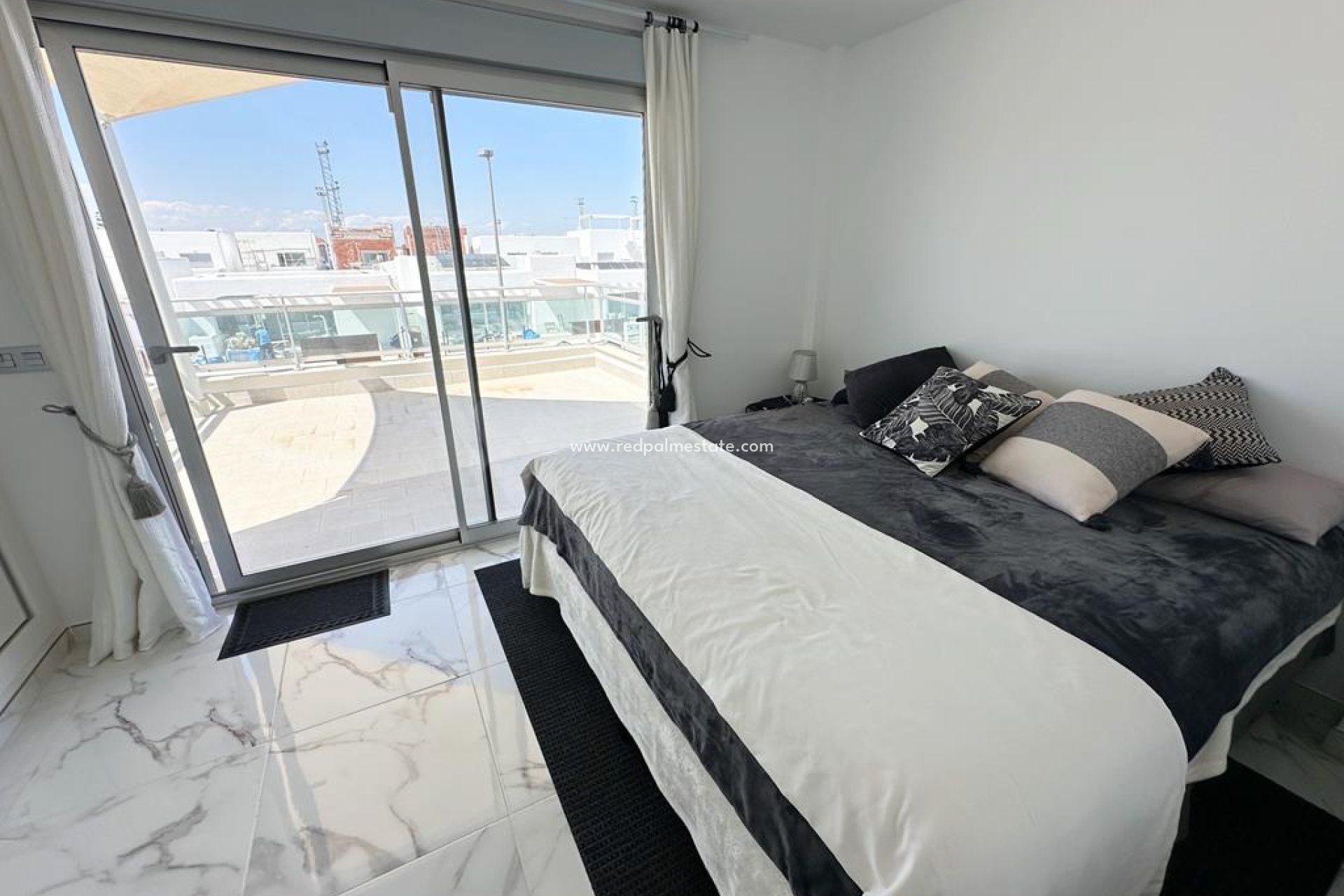 Resale - Villa -
La Serena Golf - Costa Calida