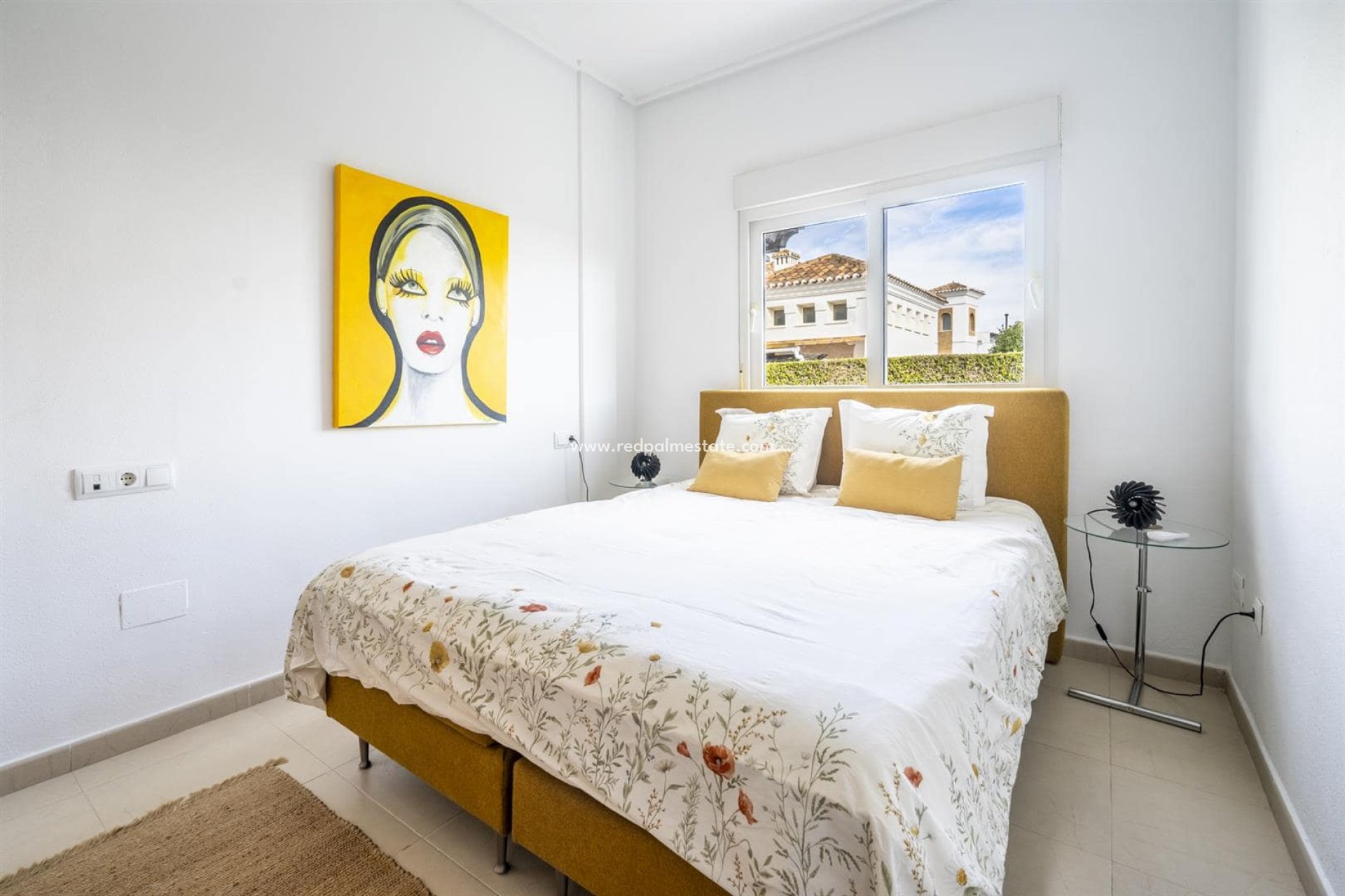 Resale - Villa -
La Torre Golf Resort - Inland