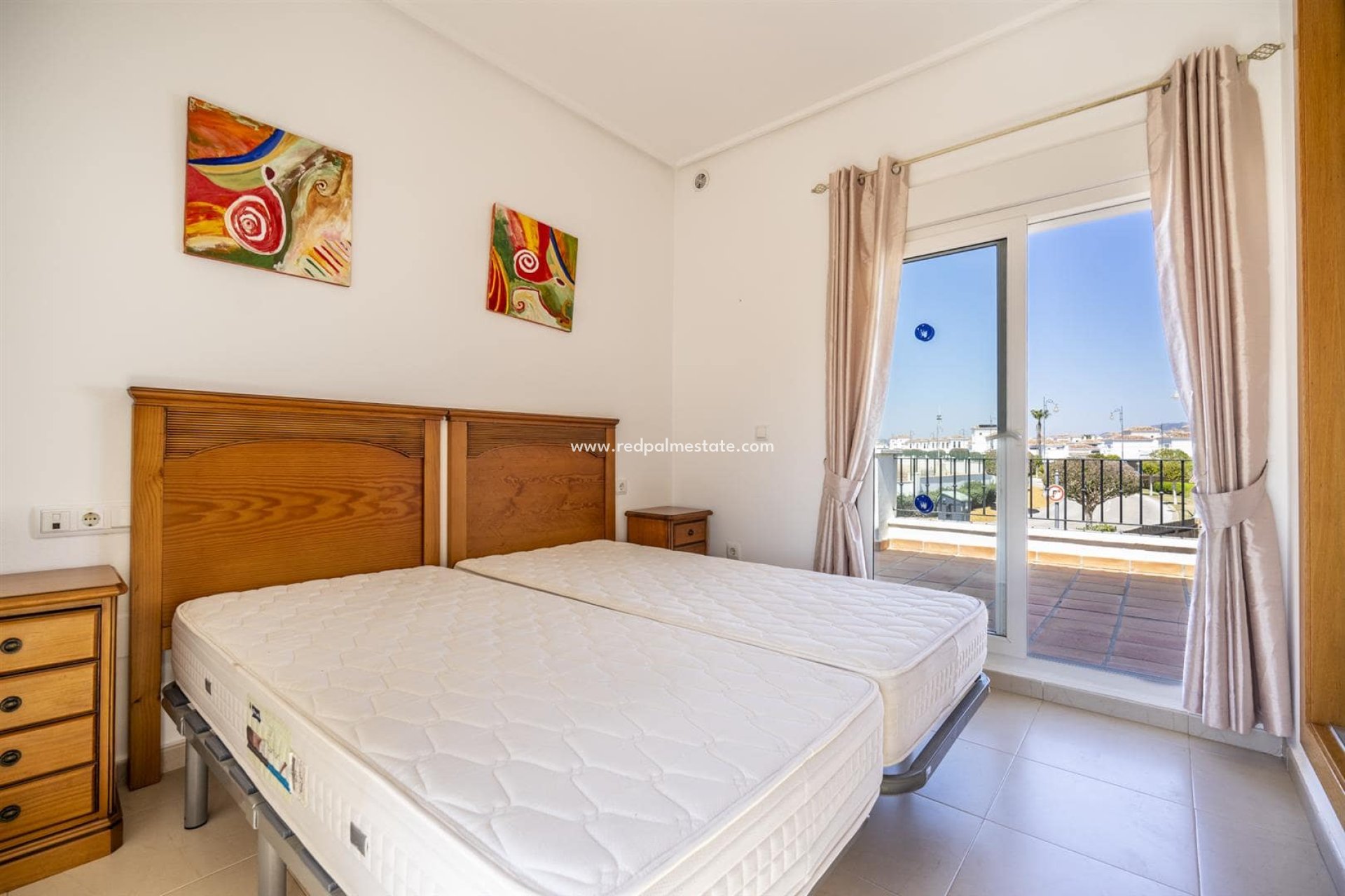 Resale - Villa -
La Torre Golf Resort - Inland