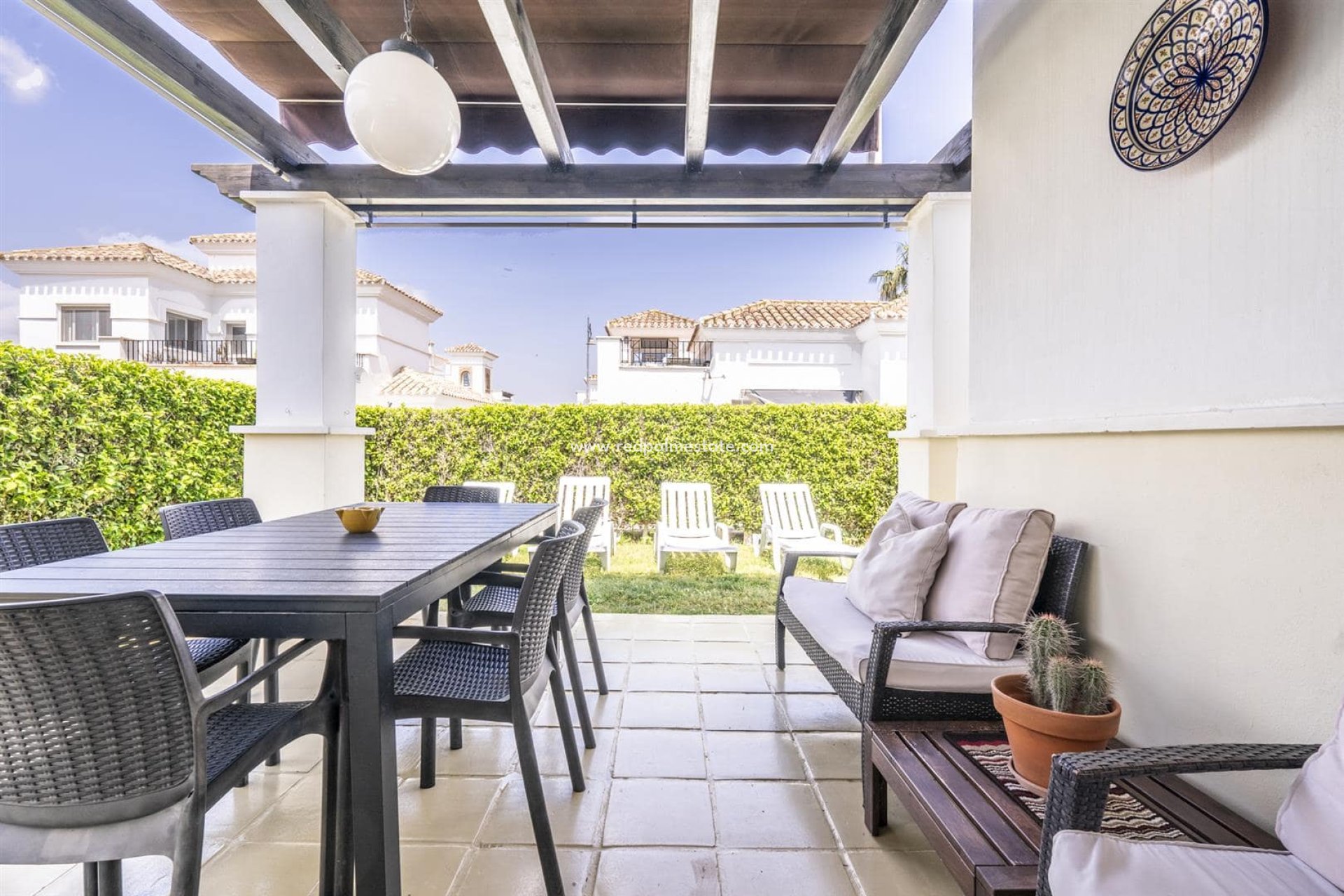 Resale - Villa -
La Torre Golf Resort - Inland