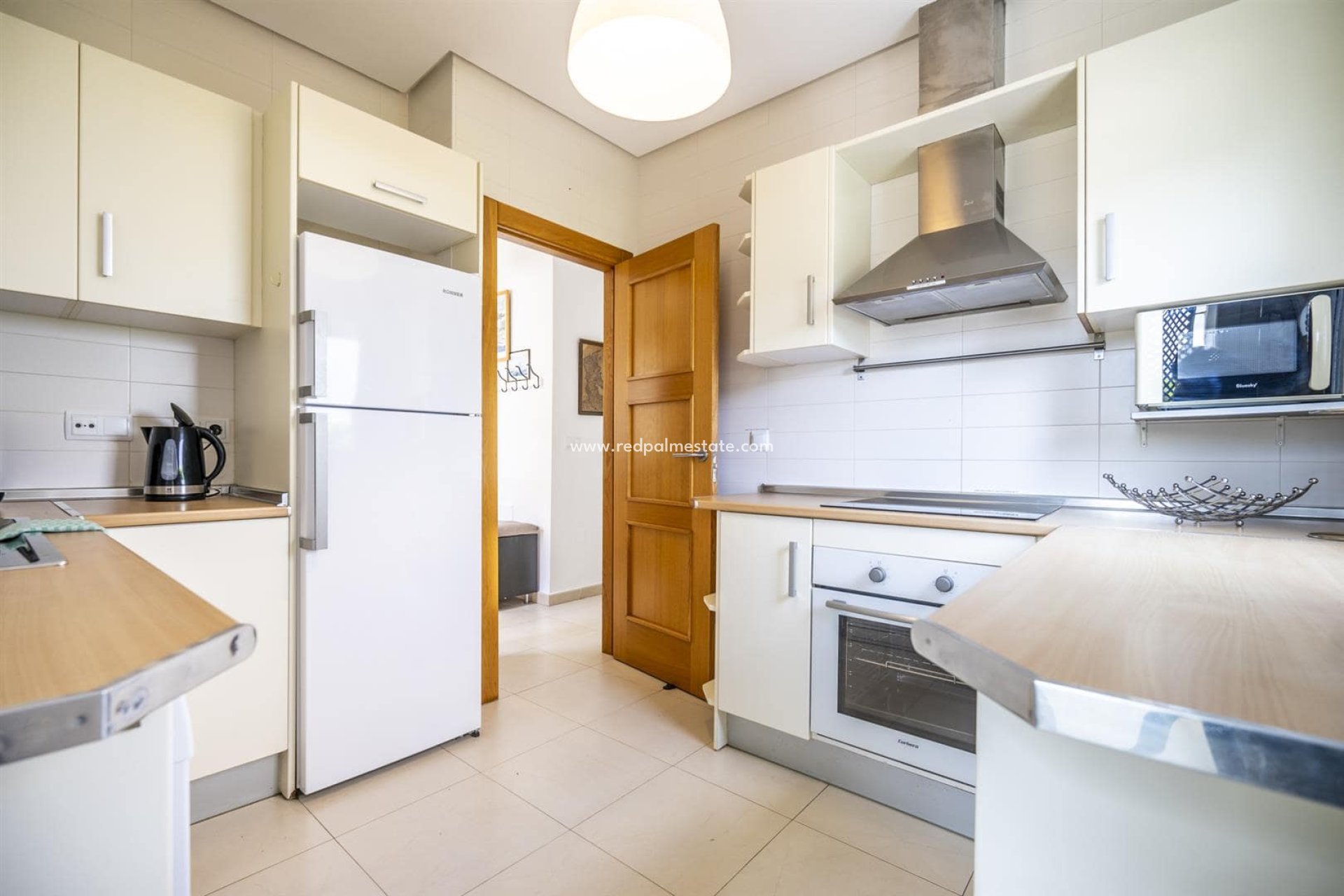 Resale - Villa -
La Torre Golf Resort - Inland