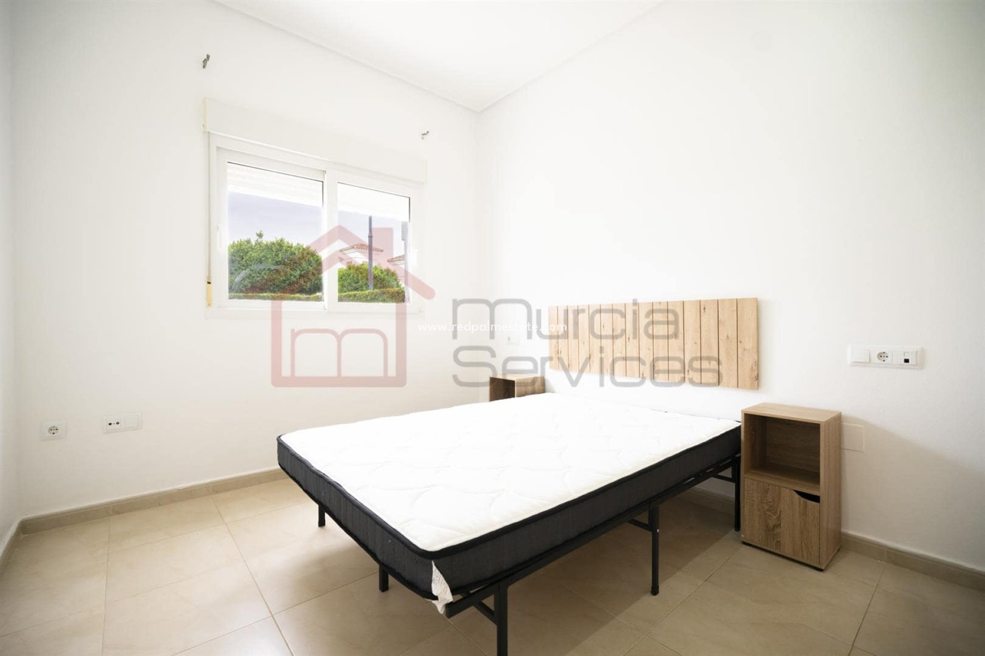 Resale - Villa -
La Torre Golf Resort - Inland