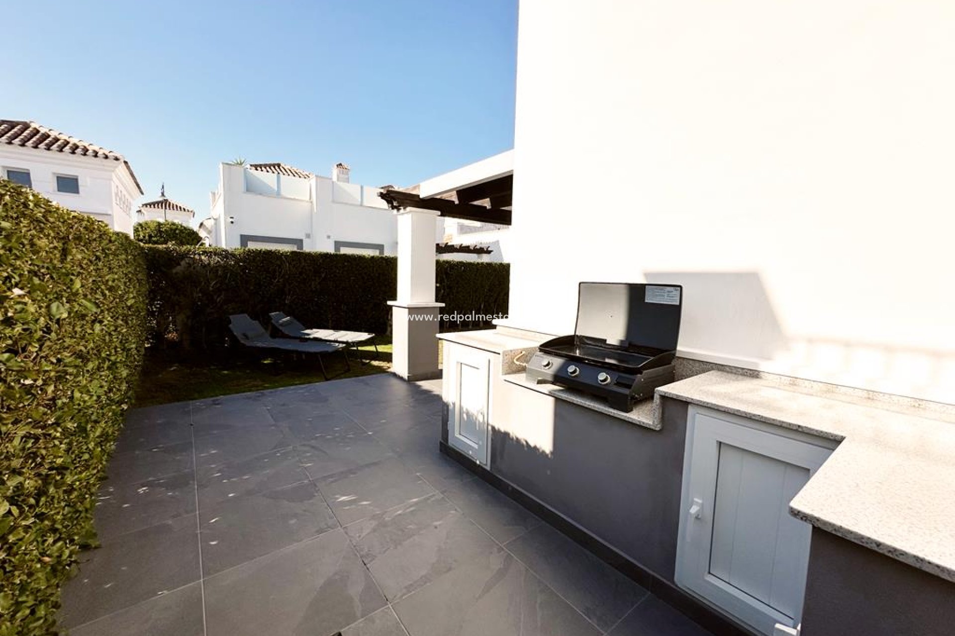 Resale - Villa -
La Torre Golf Resort - Inland