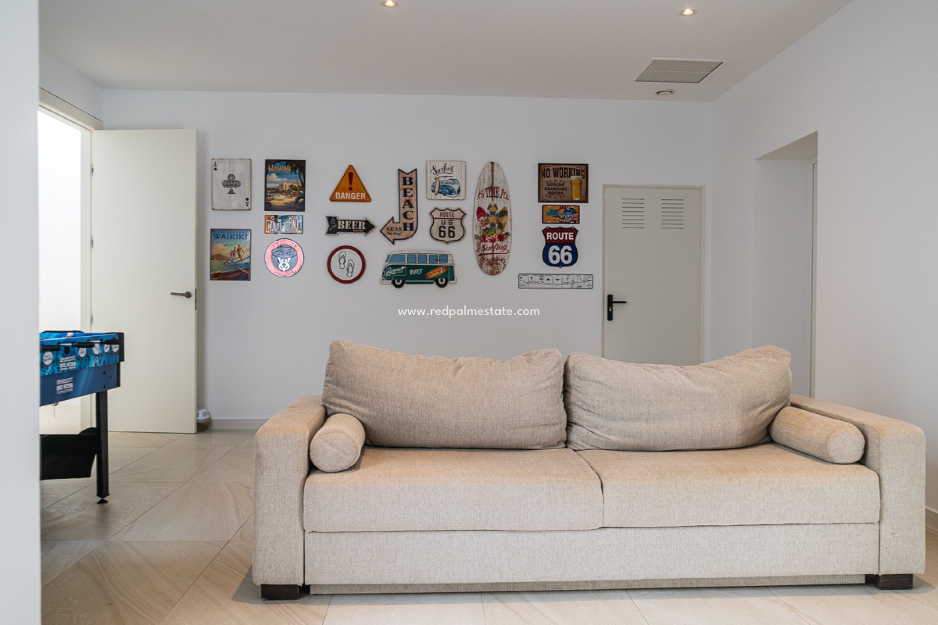 Resale - Villa -
Las Colinas Golf