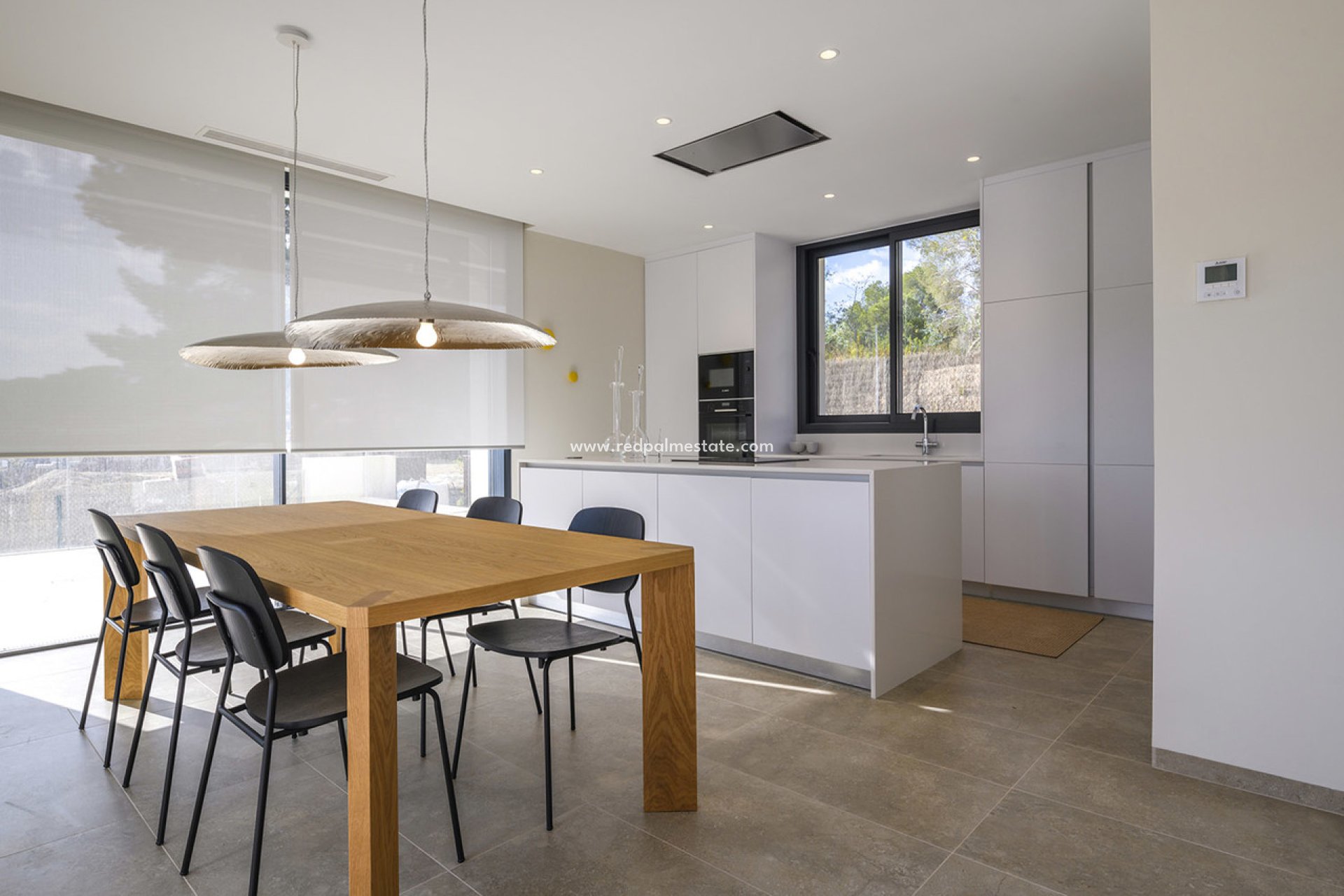 Resale - Villa -
Las Colinas Golf