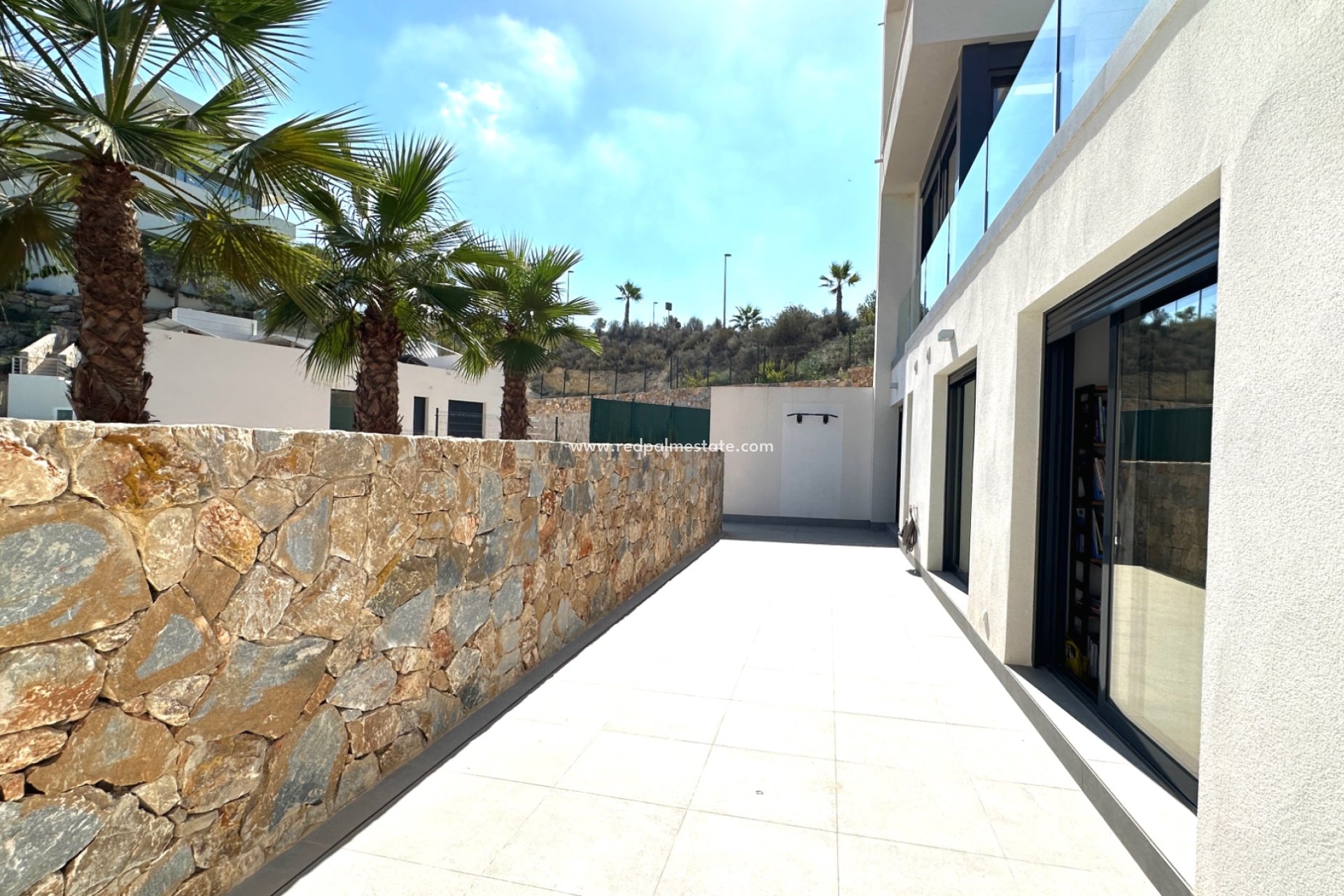 Resale - Villa -
Las Colinas Golf