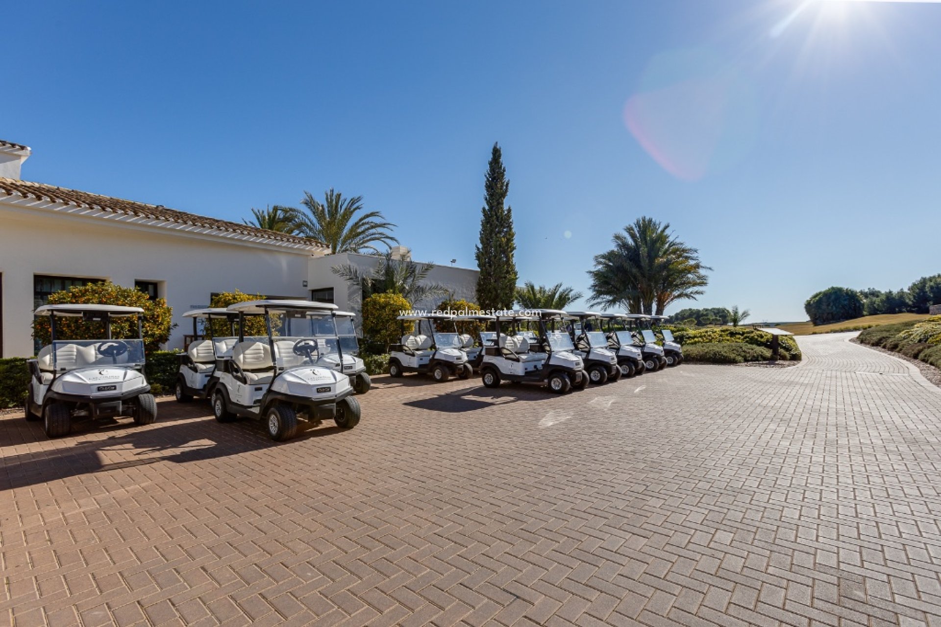 Resale - Villa -
Las Colinas Golf