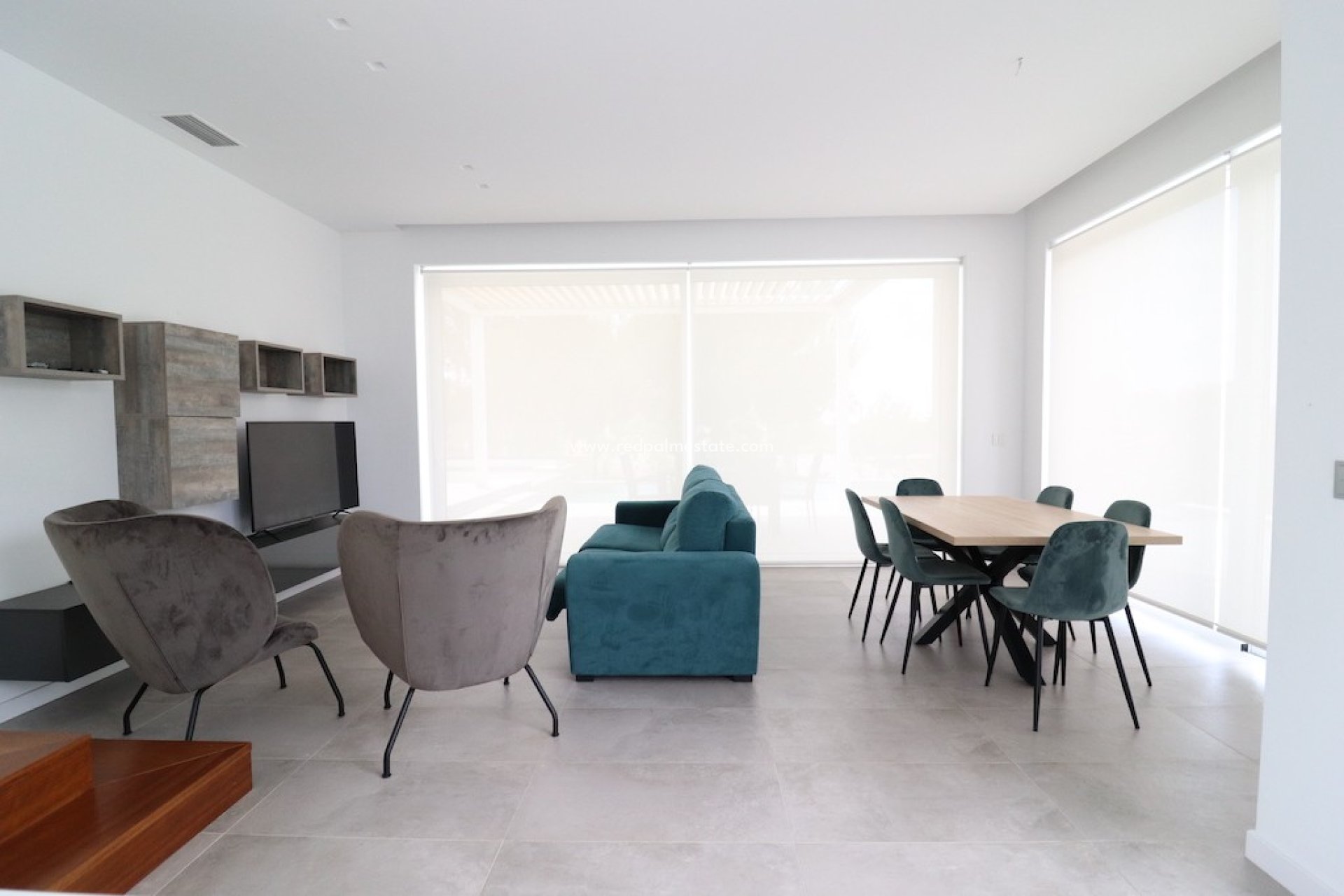 Resale - Villa -
Las Colinas Golf