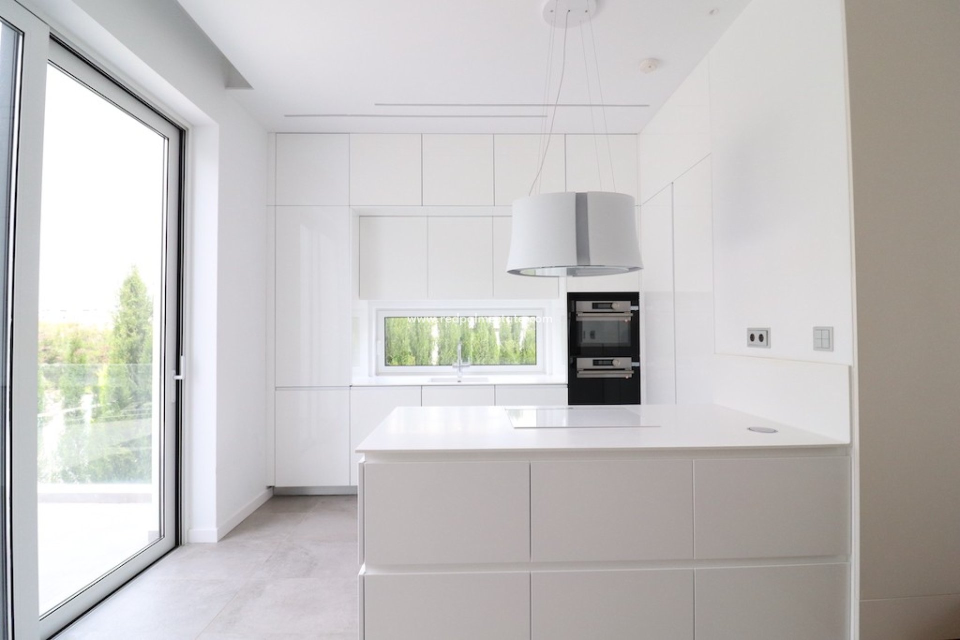 Resale - Villa -
Las Colinas Golf