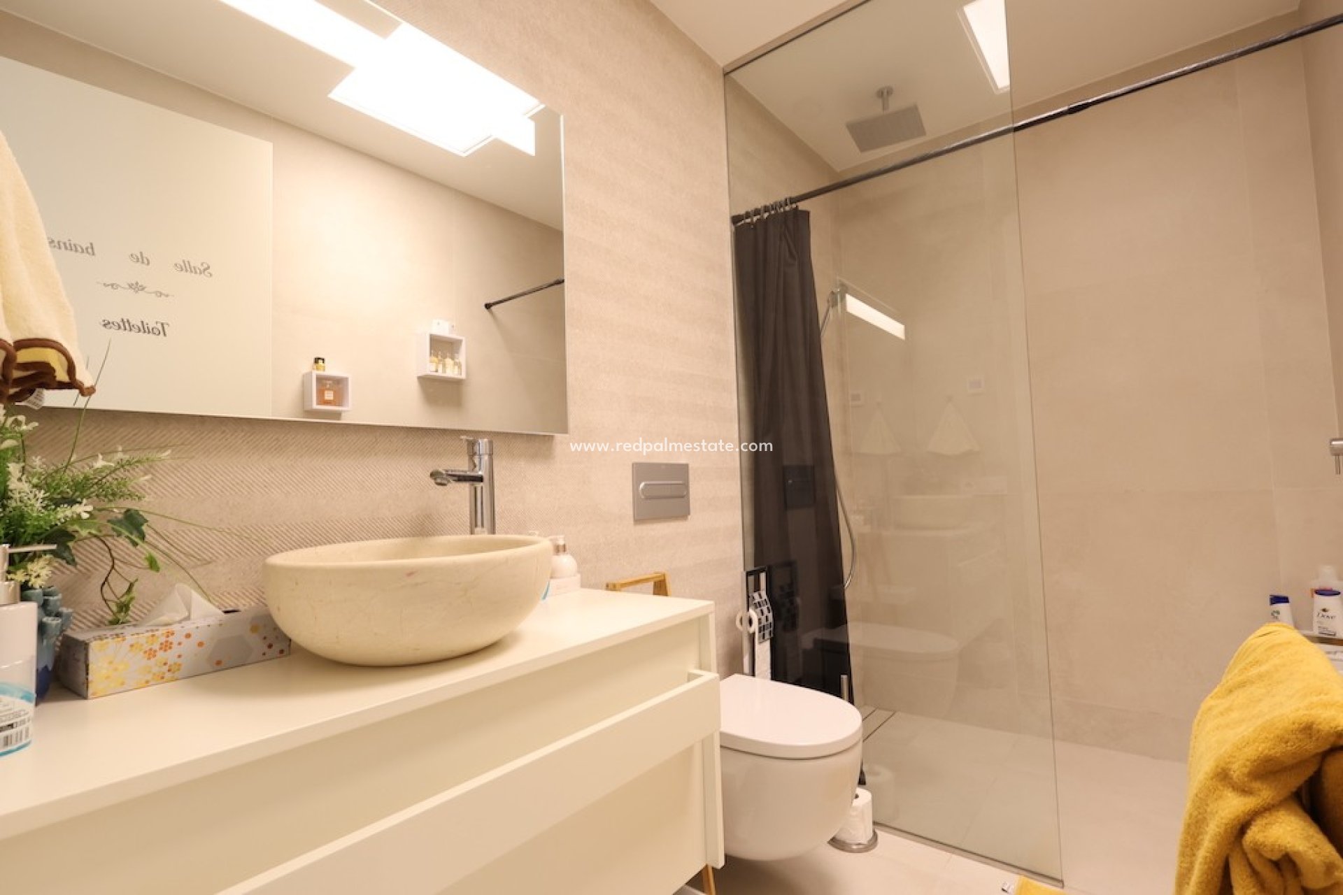 Resale - Villa -
Las Colinas Golf