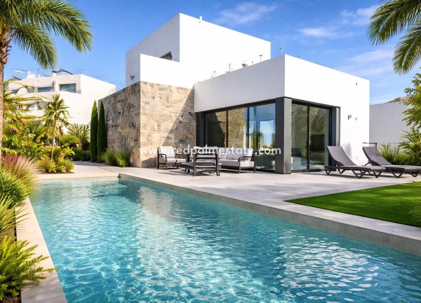 Resale - Villa -
Las Colinas Golf