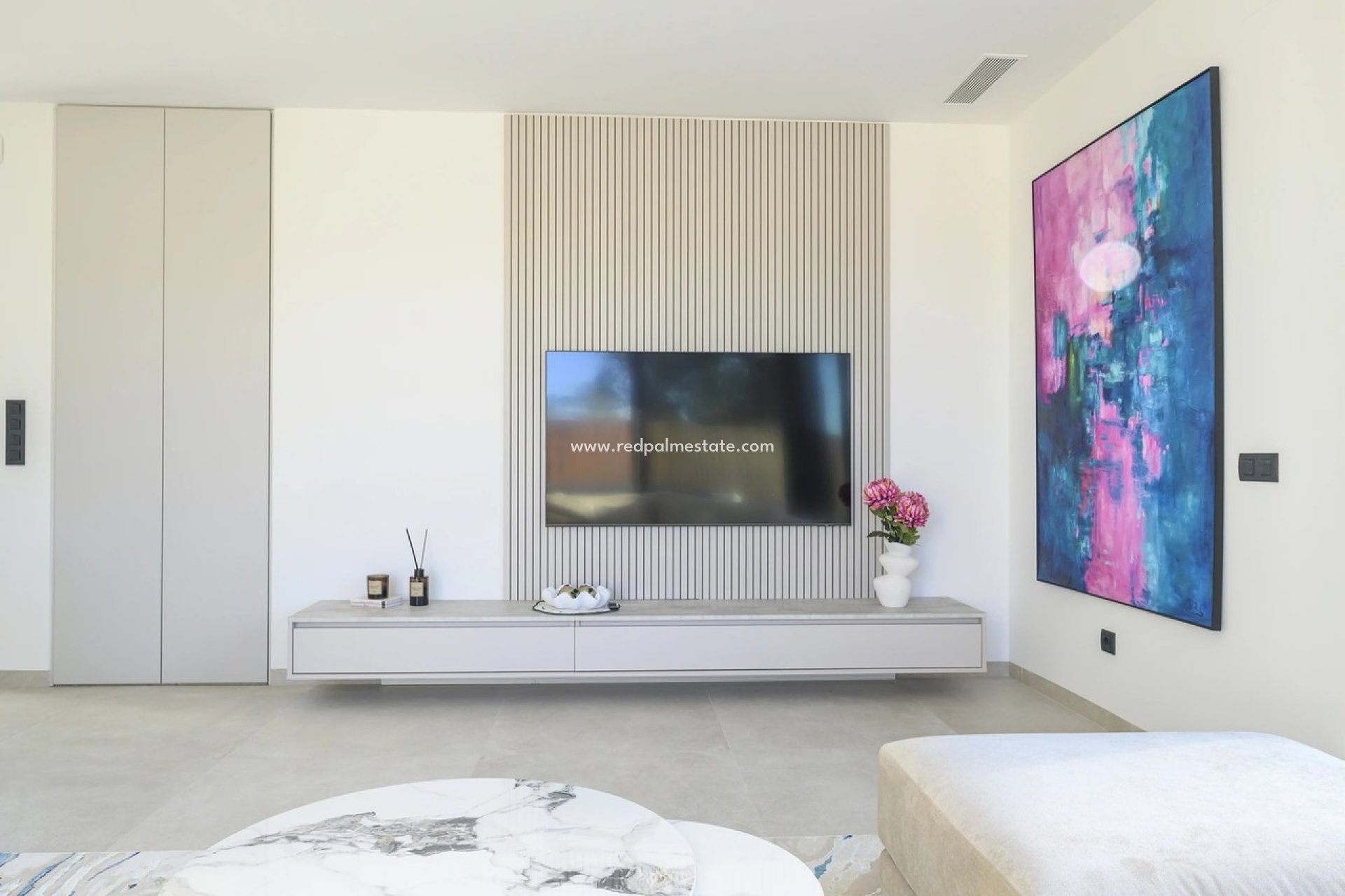 Resale - Villa -
Las Colinas Golf