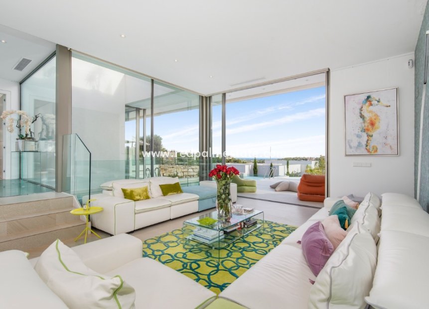 Resale - Villa -
Las Colinas - Las Colinas Golf