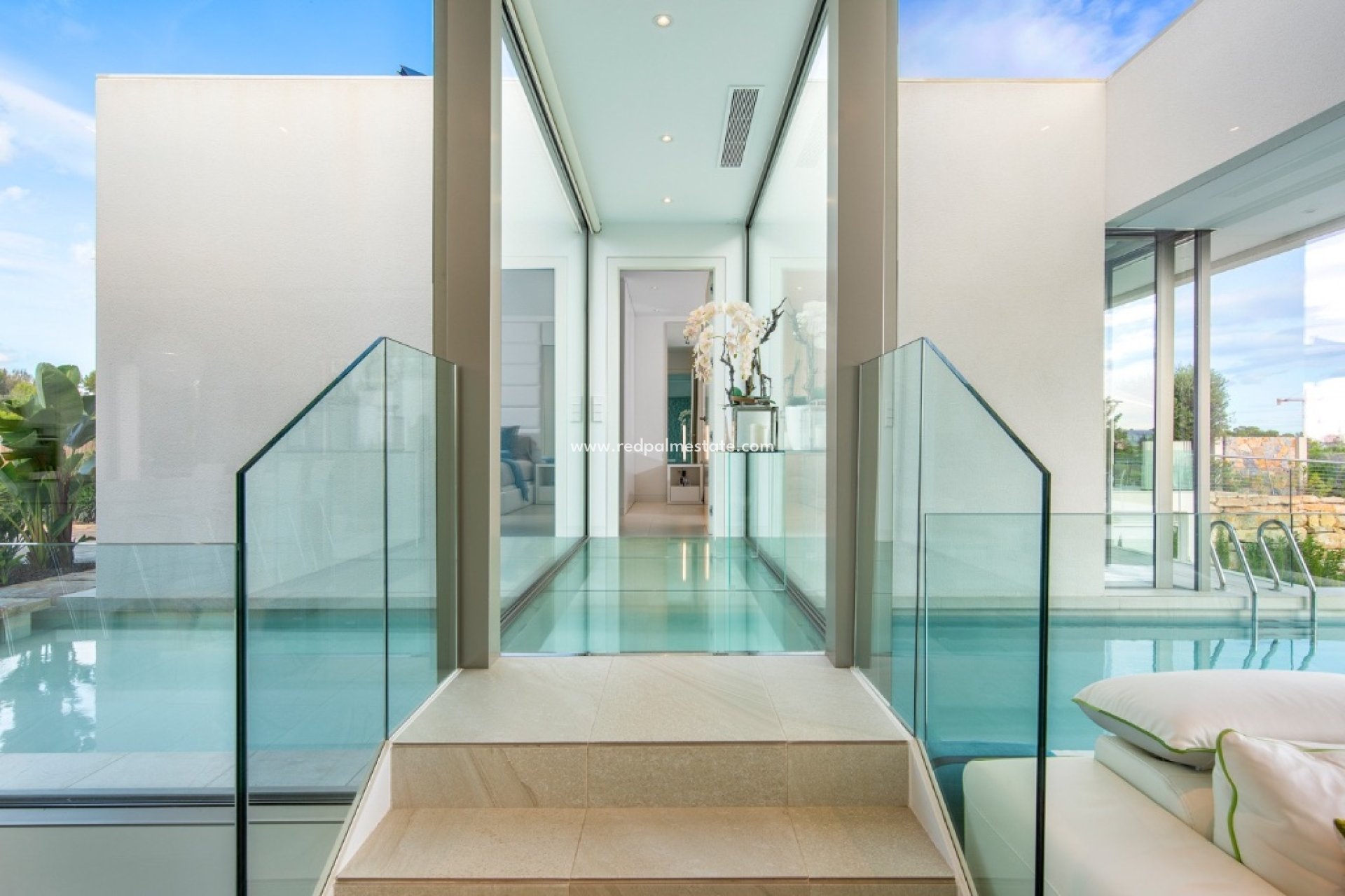 Resale - Villa -
Las Colinas - Las Colinas Golf