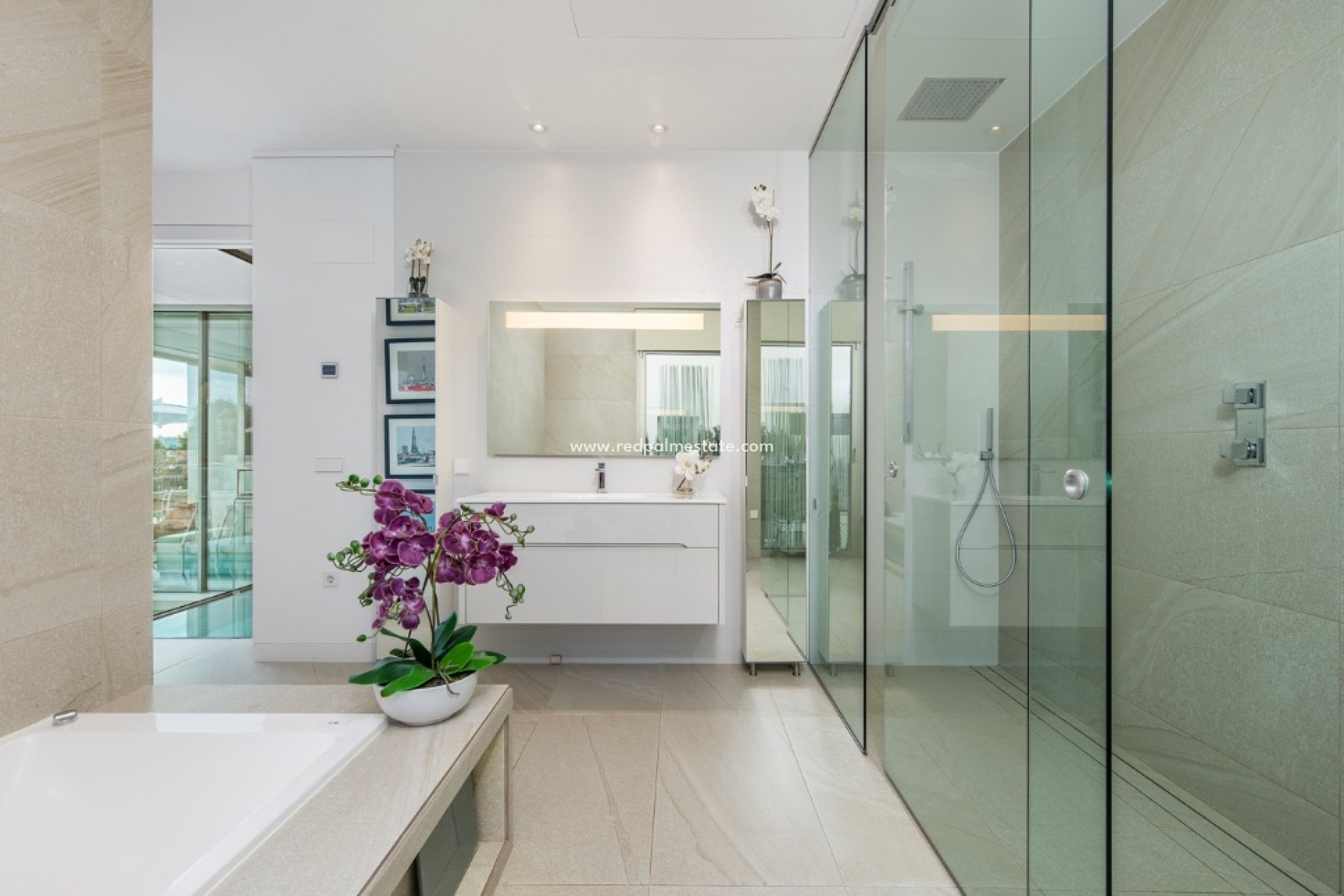 Resale - Villa -
Las Colinas - Las Colinas Golf