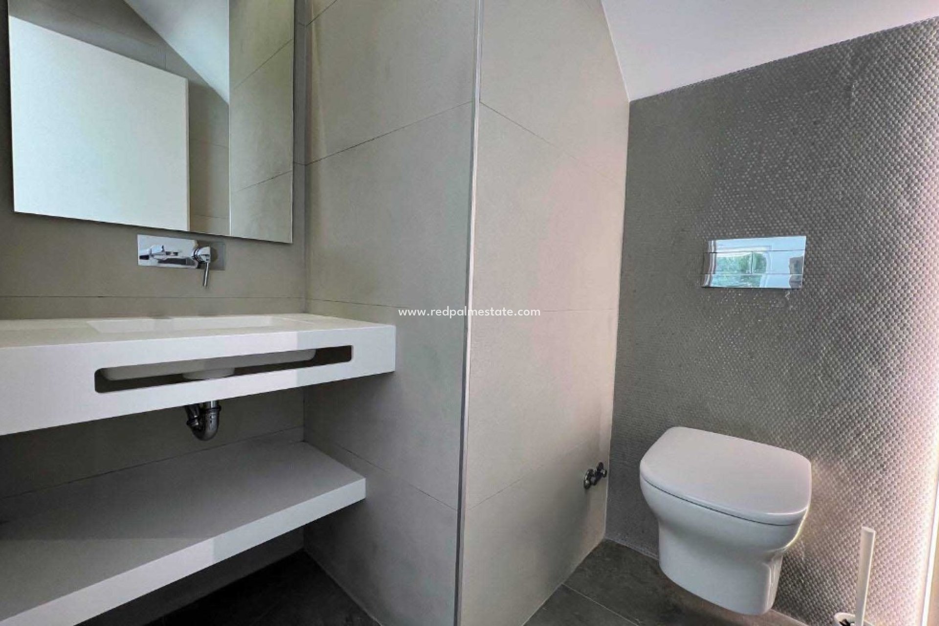 Resale - Villa -
Las Colinas - Las Colinas Golf