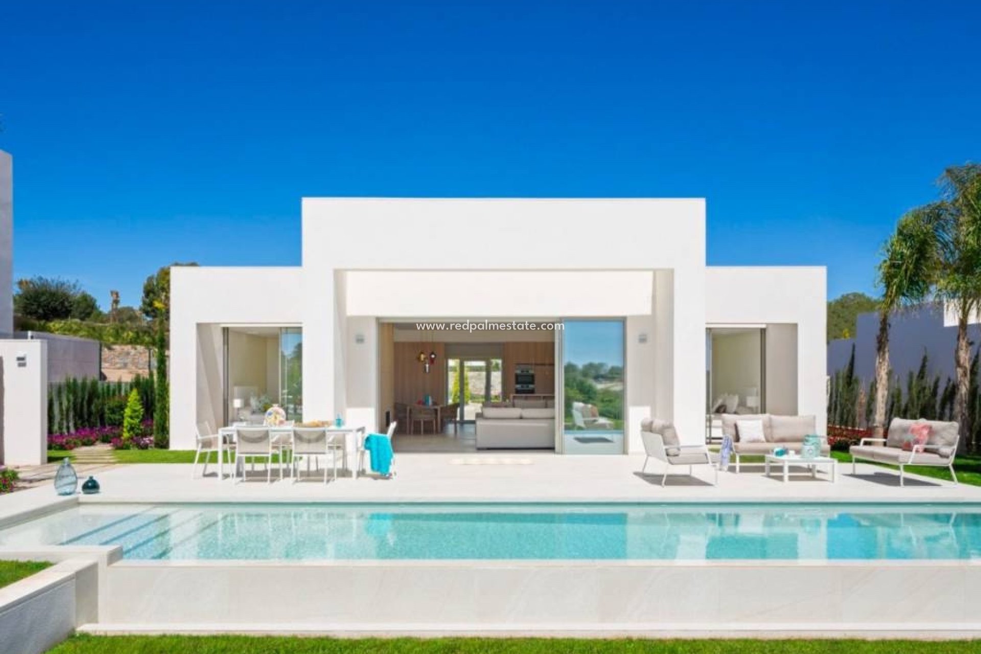 Resale - Villa -
Las Colinas - Las Colinas Golf