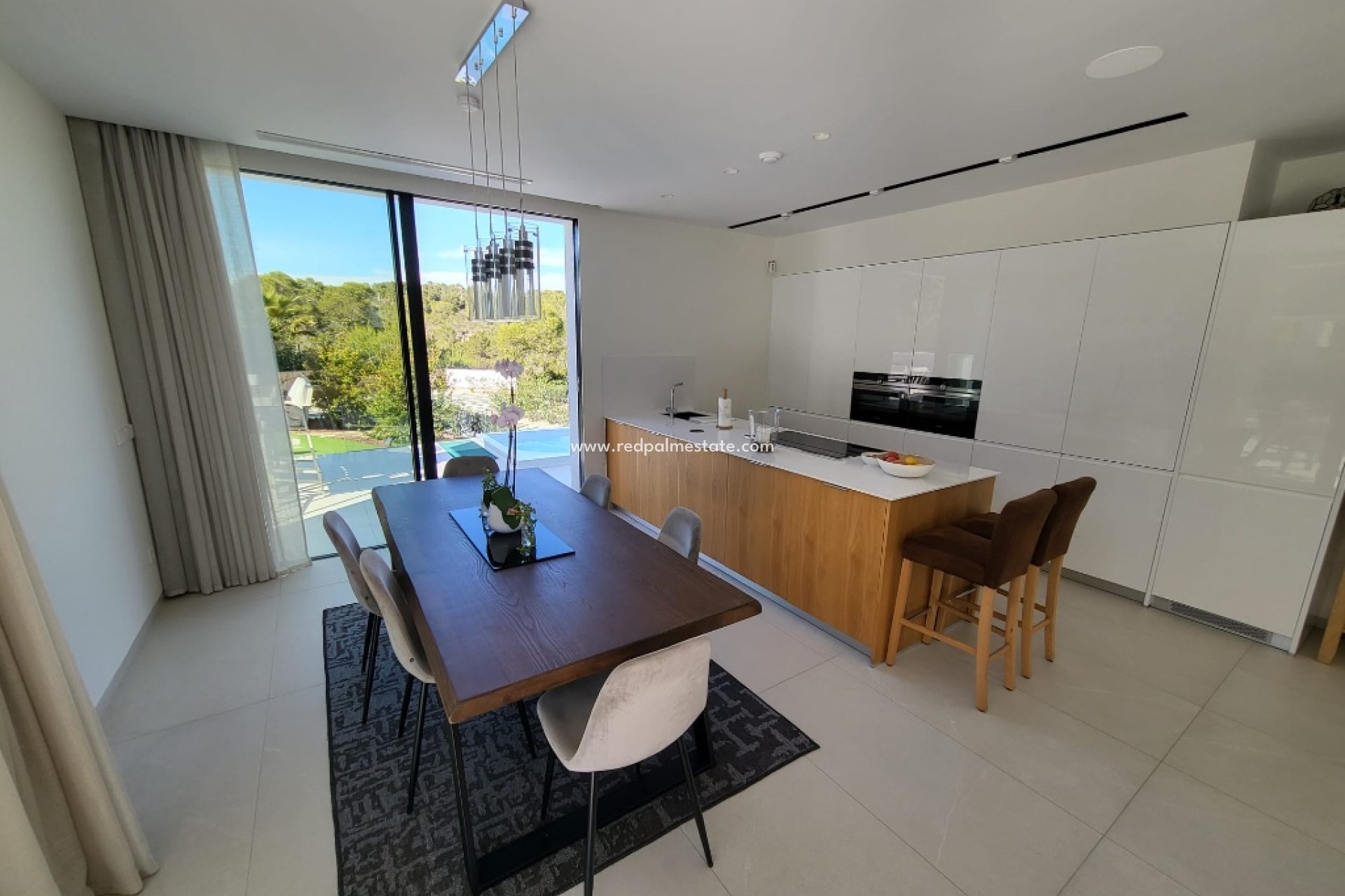 Resale - Villa -
Las Colinas - Las Colinas Golf