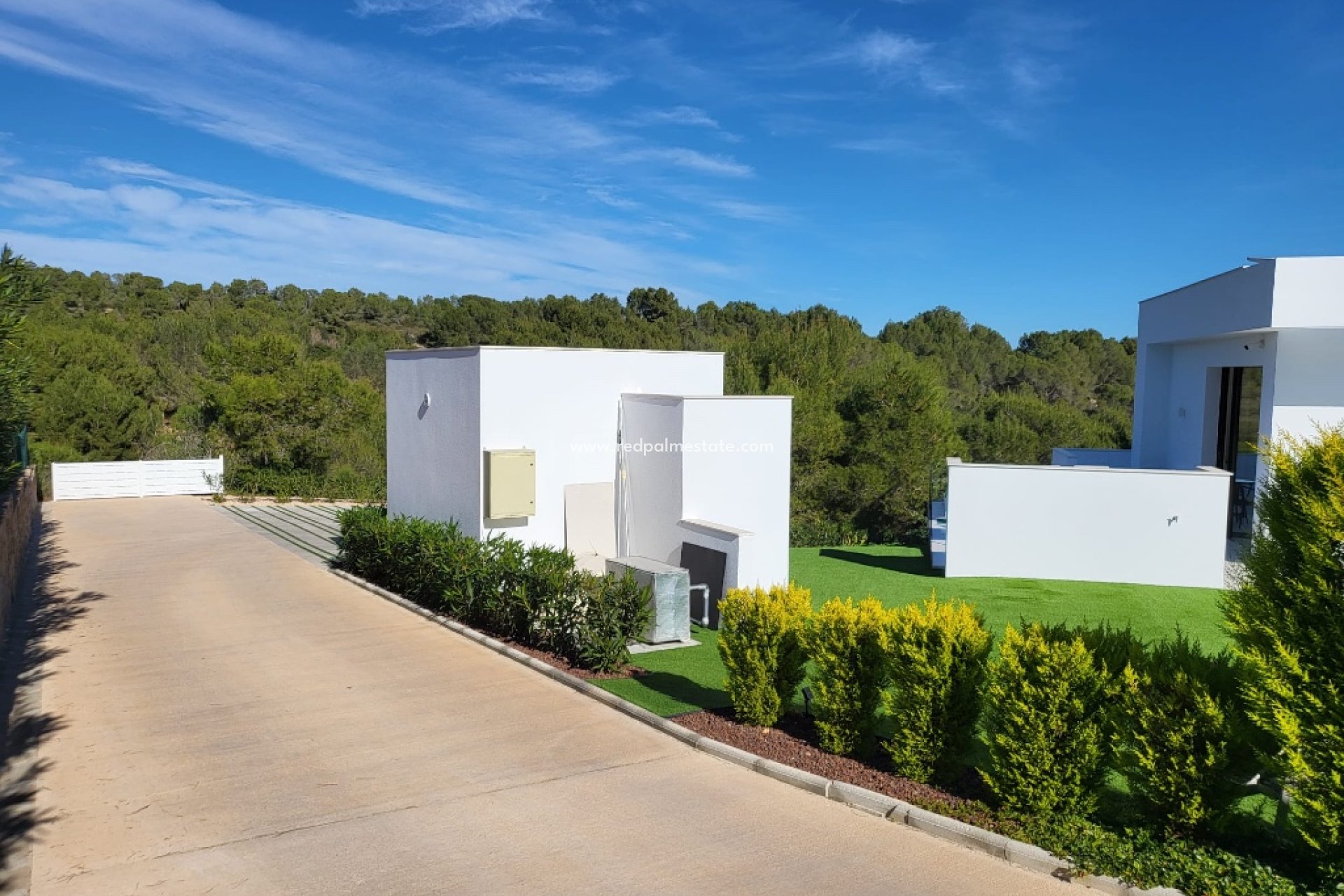 Resale - Villa -
Las Colinas - Las Colinas Golf