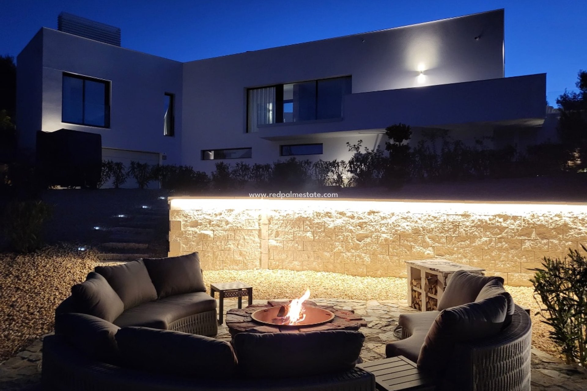 Resale - Villa -
Las Colinas - Las Colinas Golf