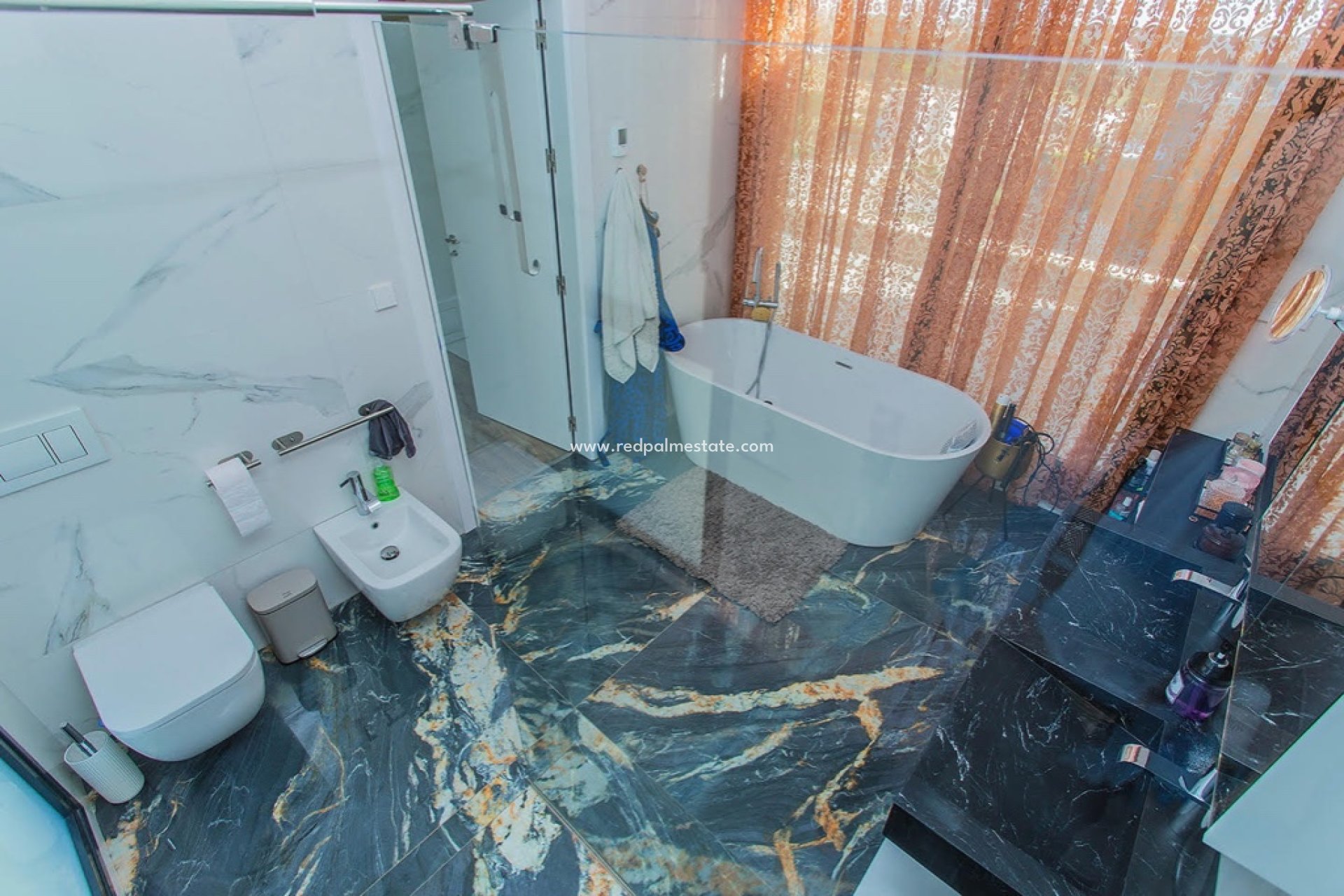 Resale - Villa -
Las Colinas - Las Colinas Golf