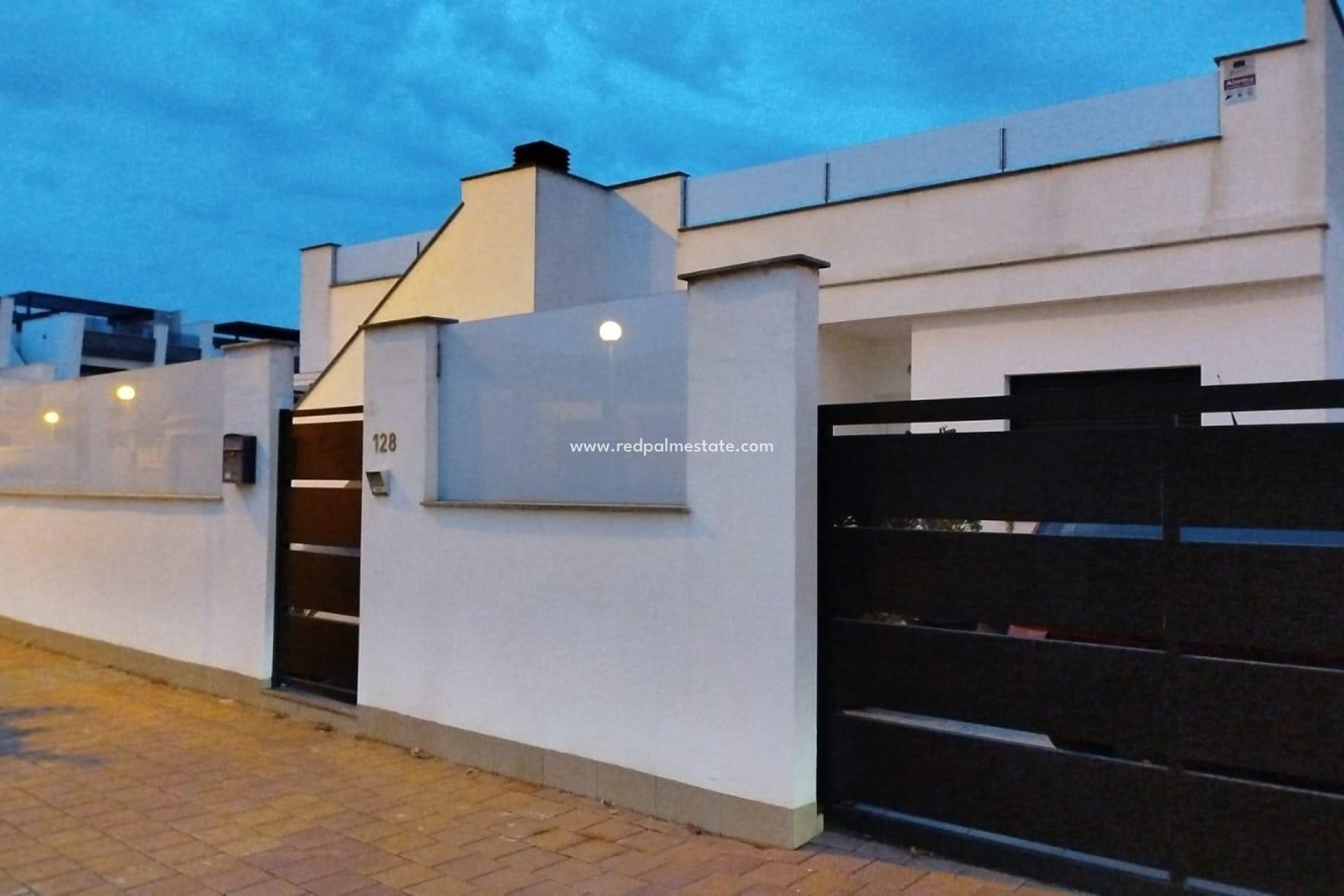 Resale - Villa -
Lo Pagan - Lo pagan