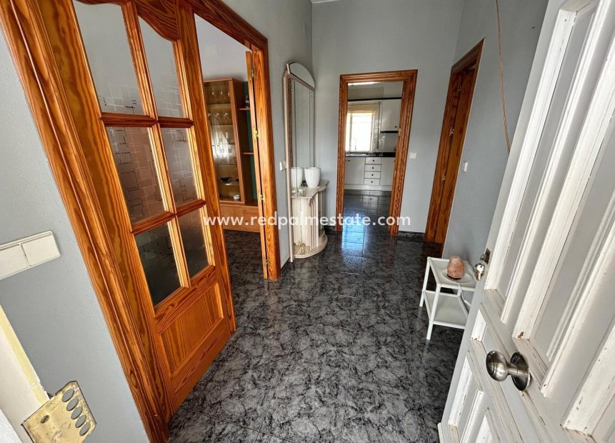 Resale - Villa -
Los Alczares - Las Lomas Del Rame-bahía Bella