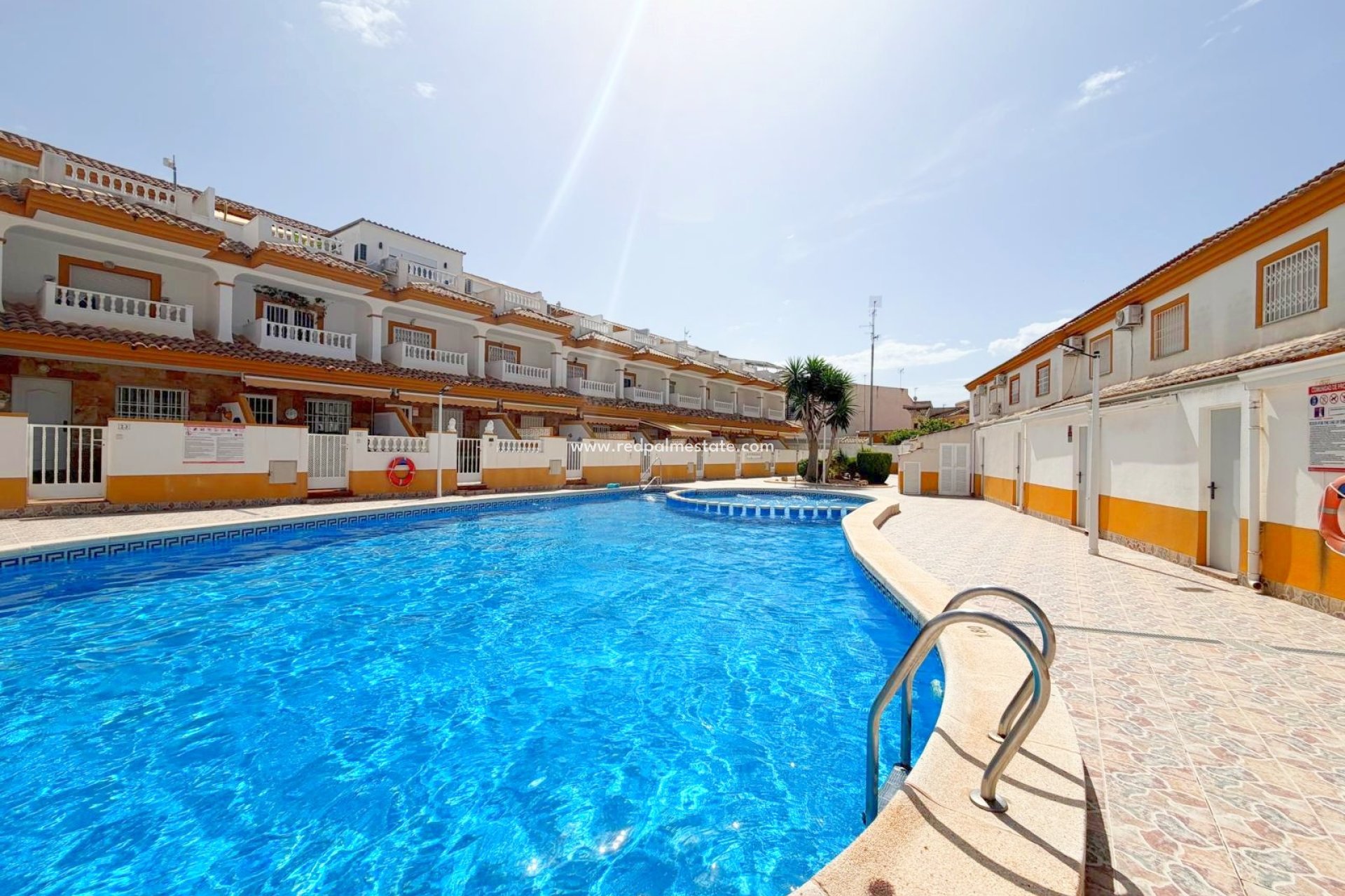 Resale - Villa -
Los Alczares - Los Alcazares
