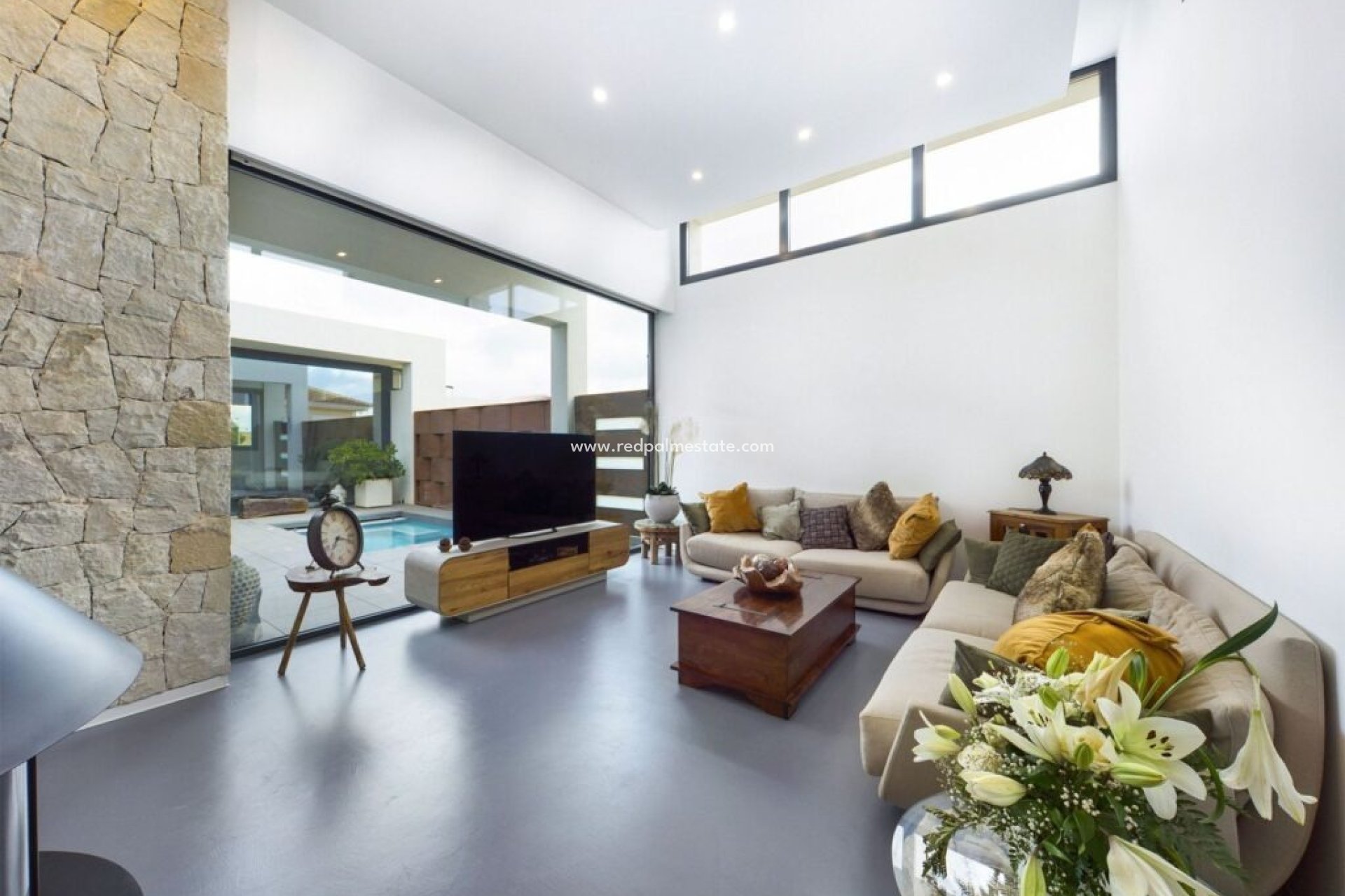 Resale - Villa -
Los Alczares - Los Alcazares